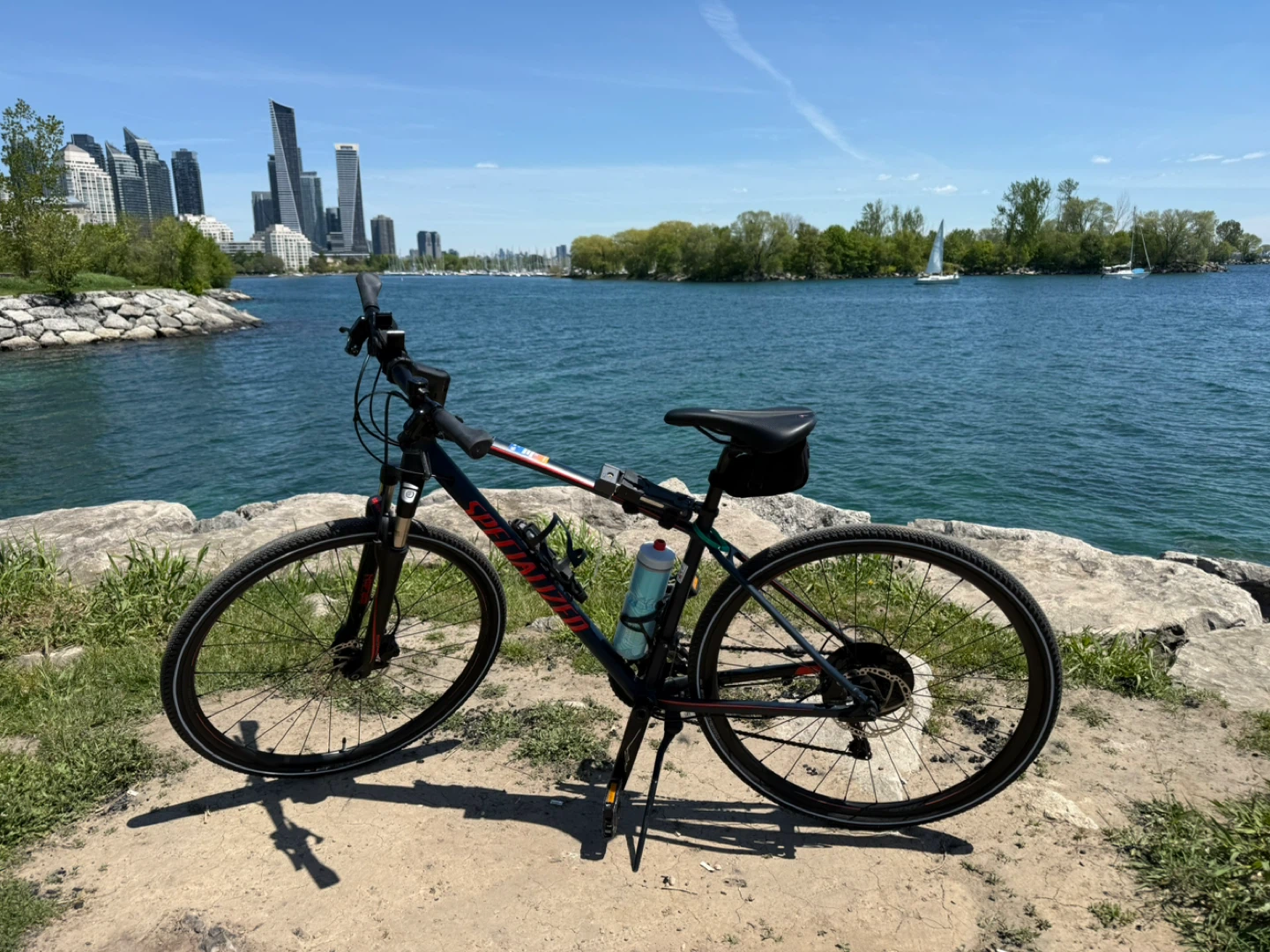 Specialized Crosstrail Hybrid Bike