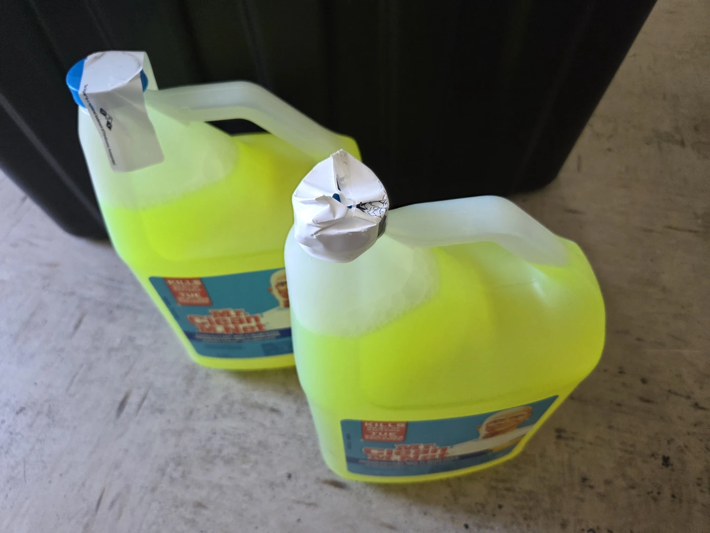 Mr. Clean All Purpose Cleaner Liquid - Summer Citrus, 3.78L - photo 2
