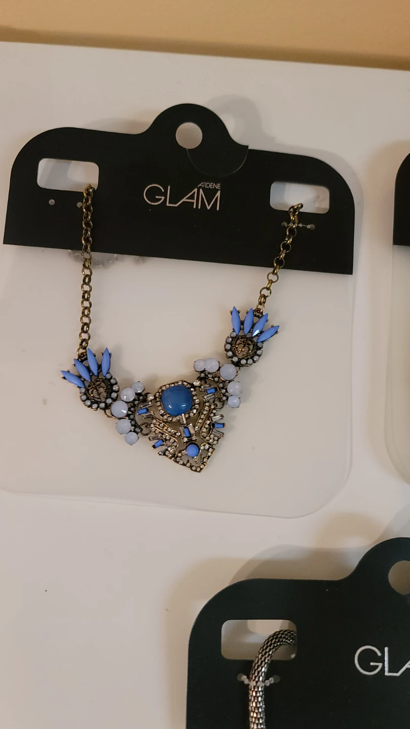 Ardene Glam Statement Necklace (36)