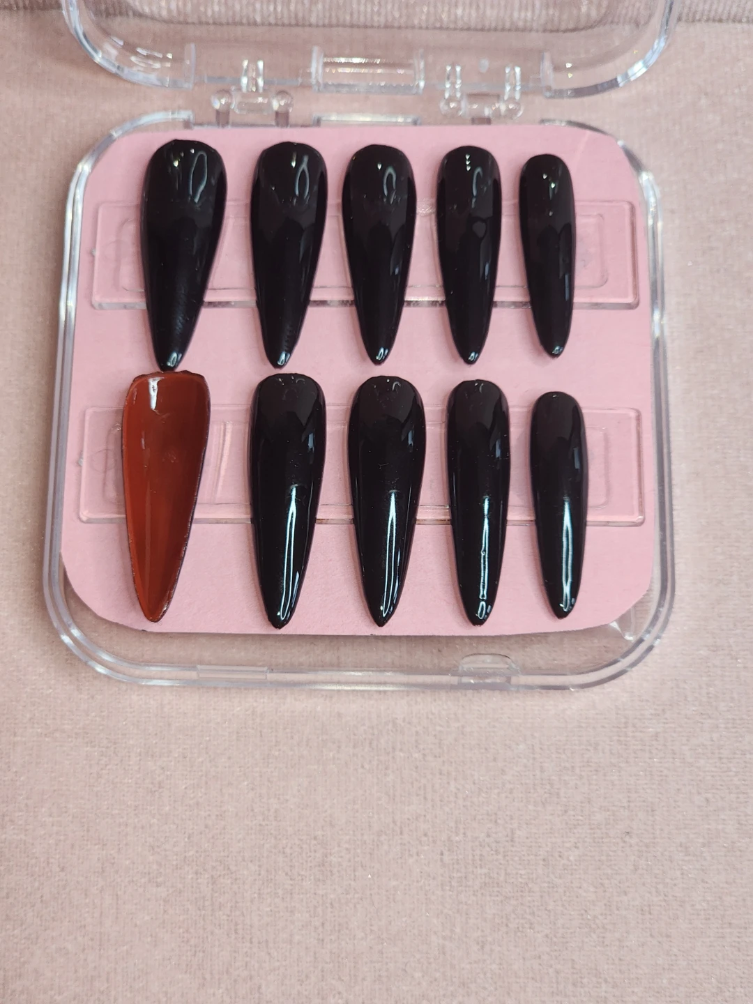 Black Stiletto Press-On Nails - photo 2