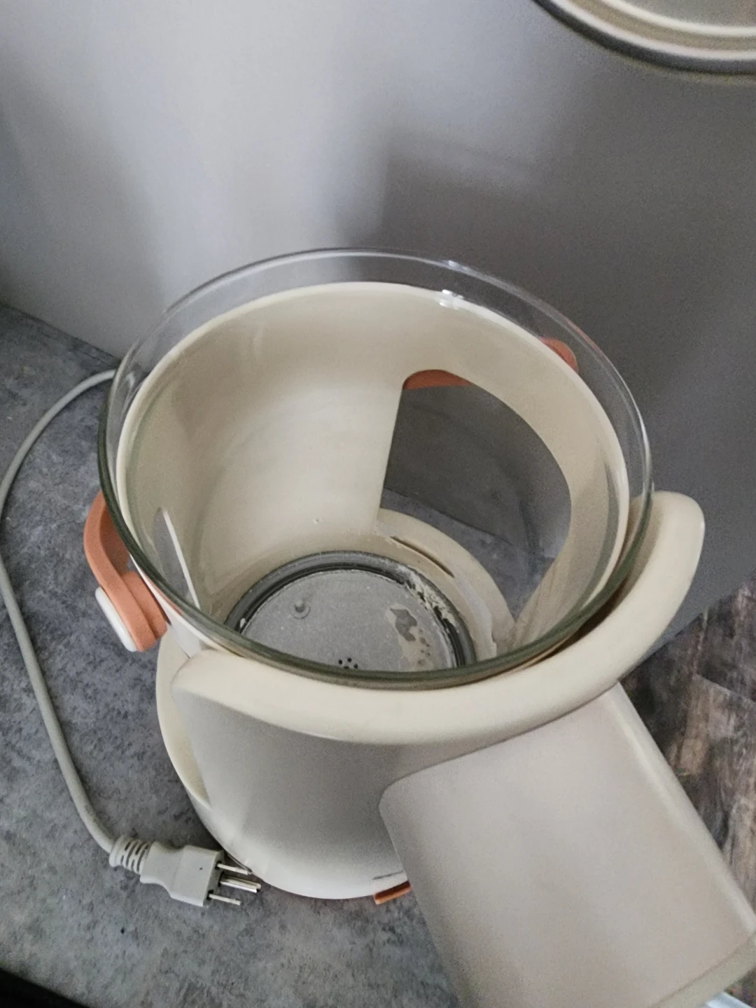 Instant hot water dispenser - photo 2