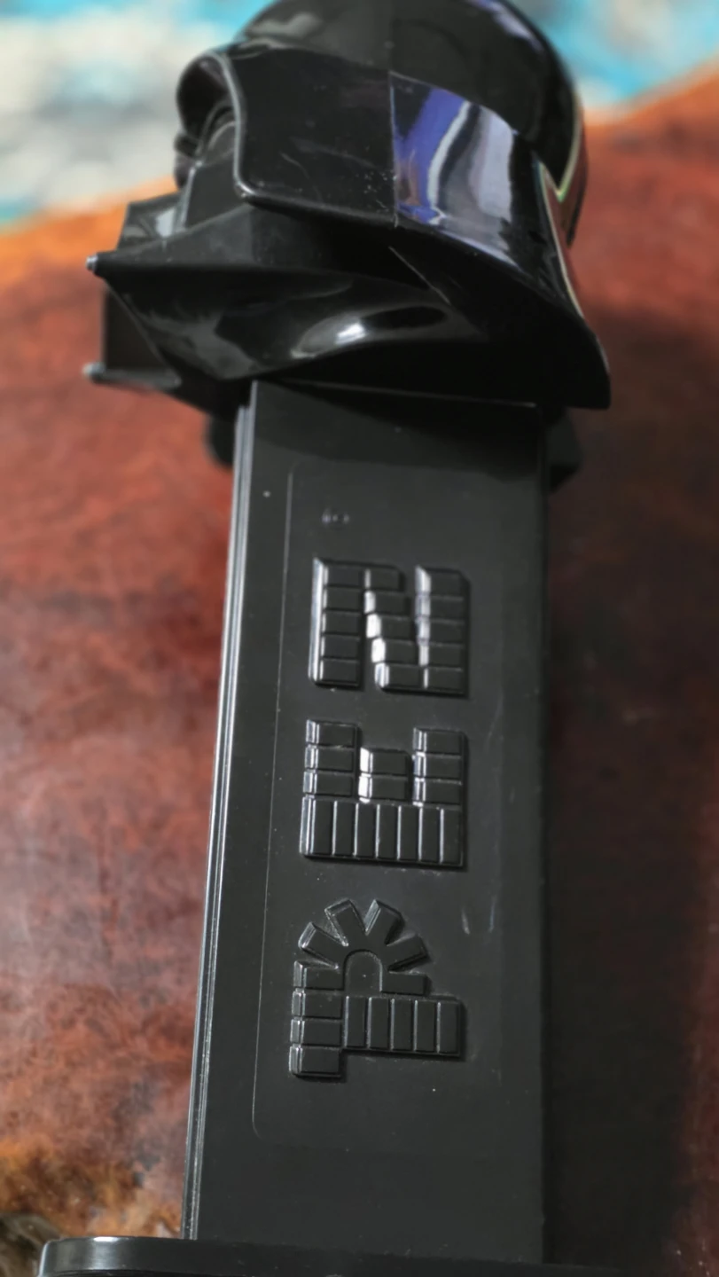 PEZ Darth Vader Candy Dispenser - photo 3