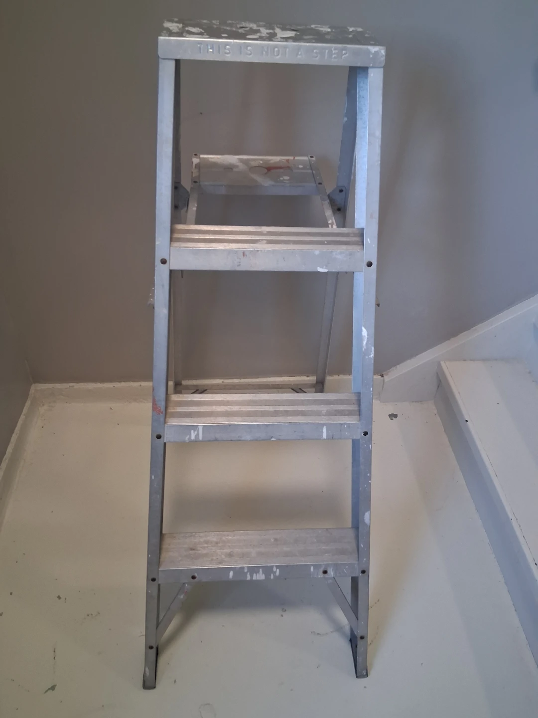 Aluminum Step Stool Ladder