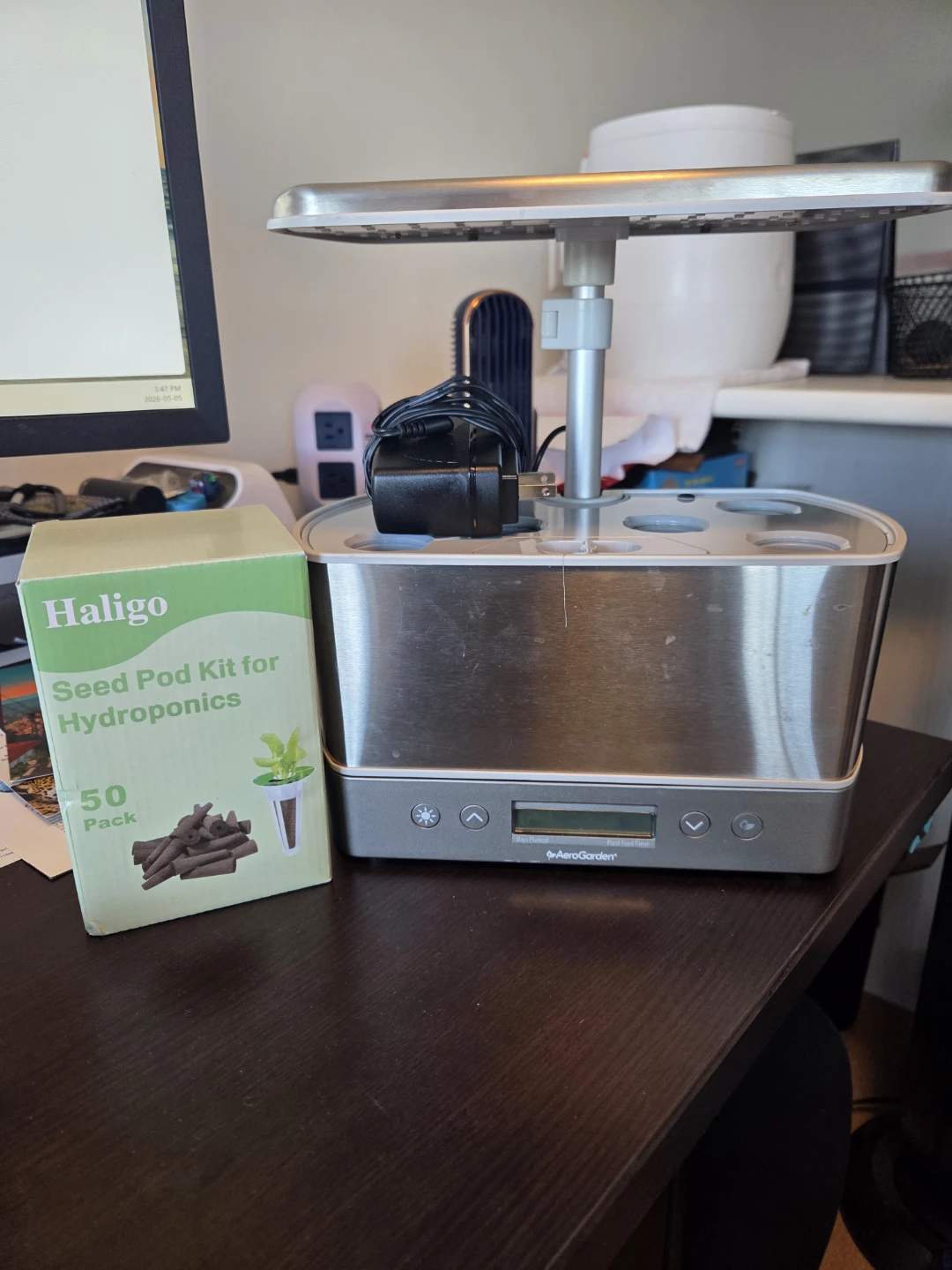 AeroGarden Hydroponics Kit