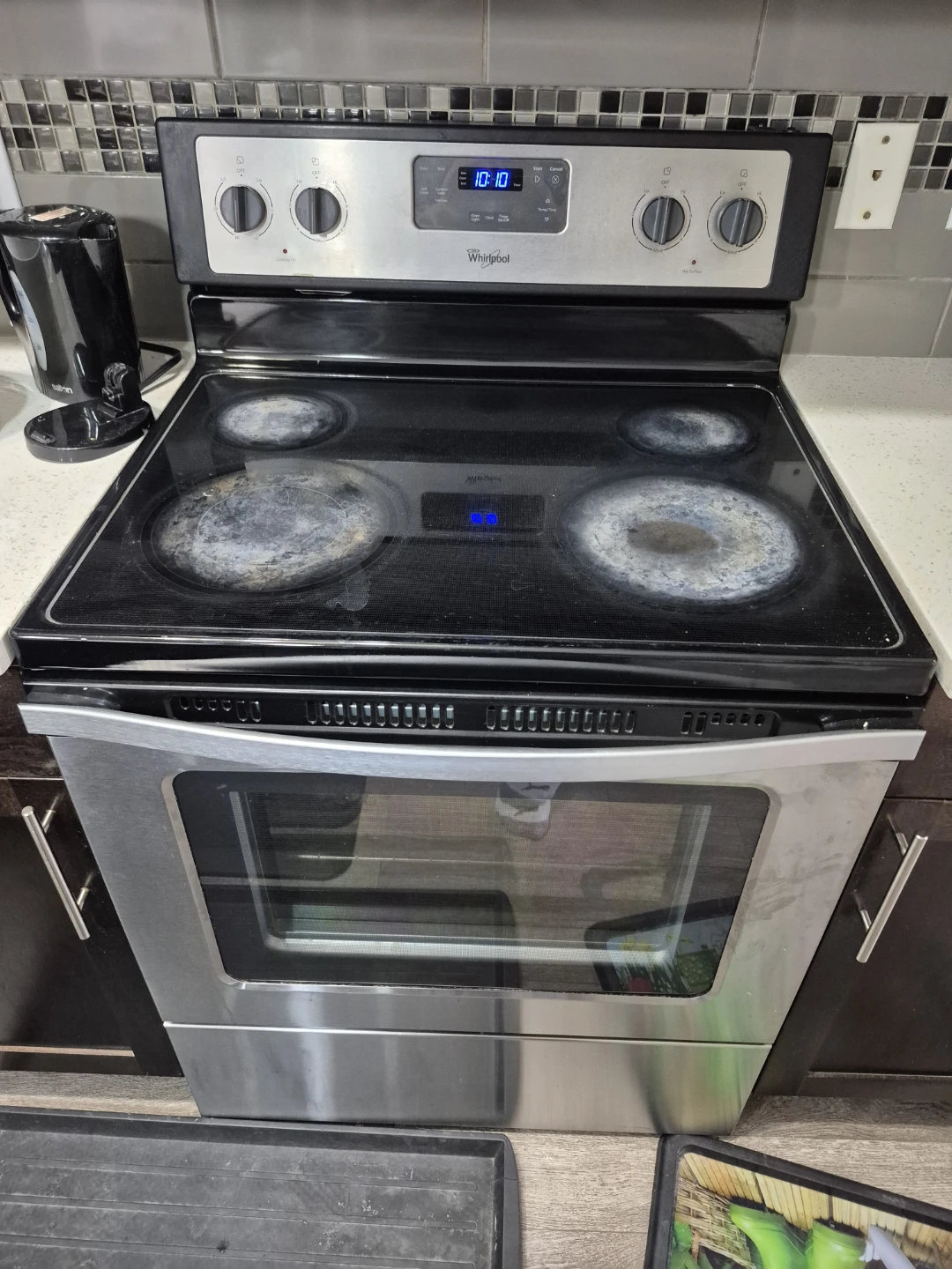 Whirlpool Electric Range with Oven