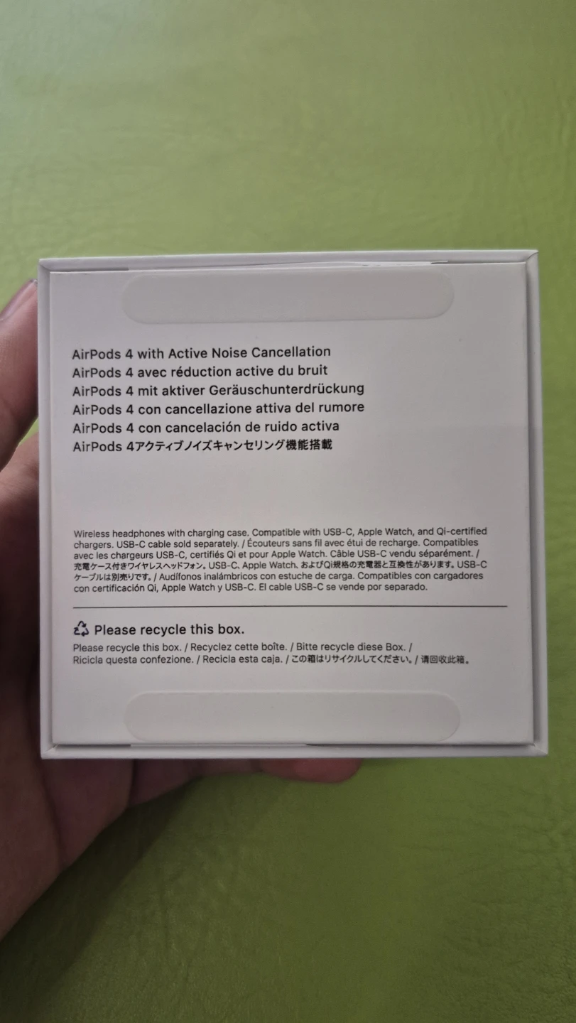 Apple Airpods 4 w/ ANC - photo 4