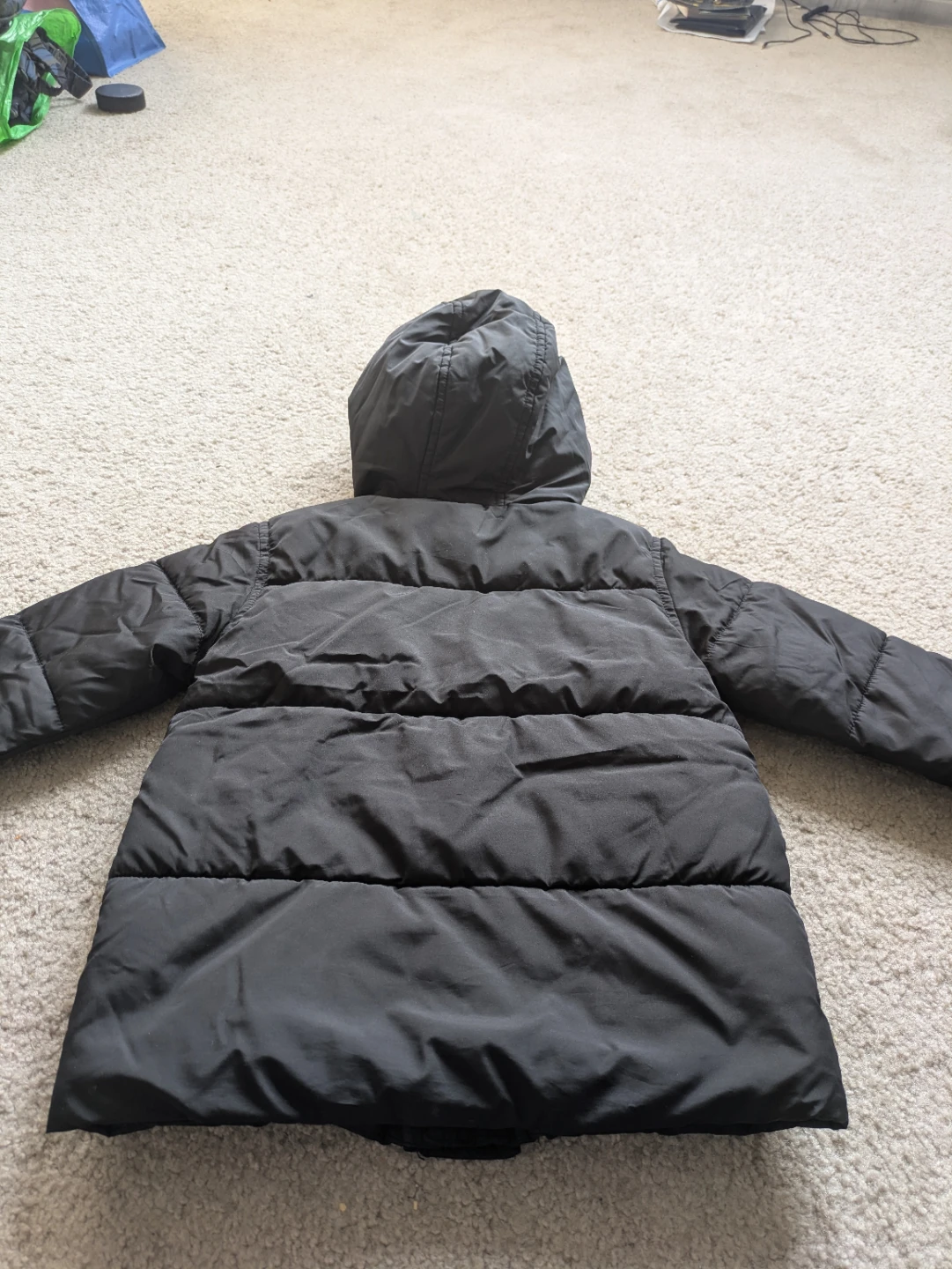 Old Navy Puffer Jacket - Black - Size XS (5) - photo 2
