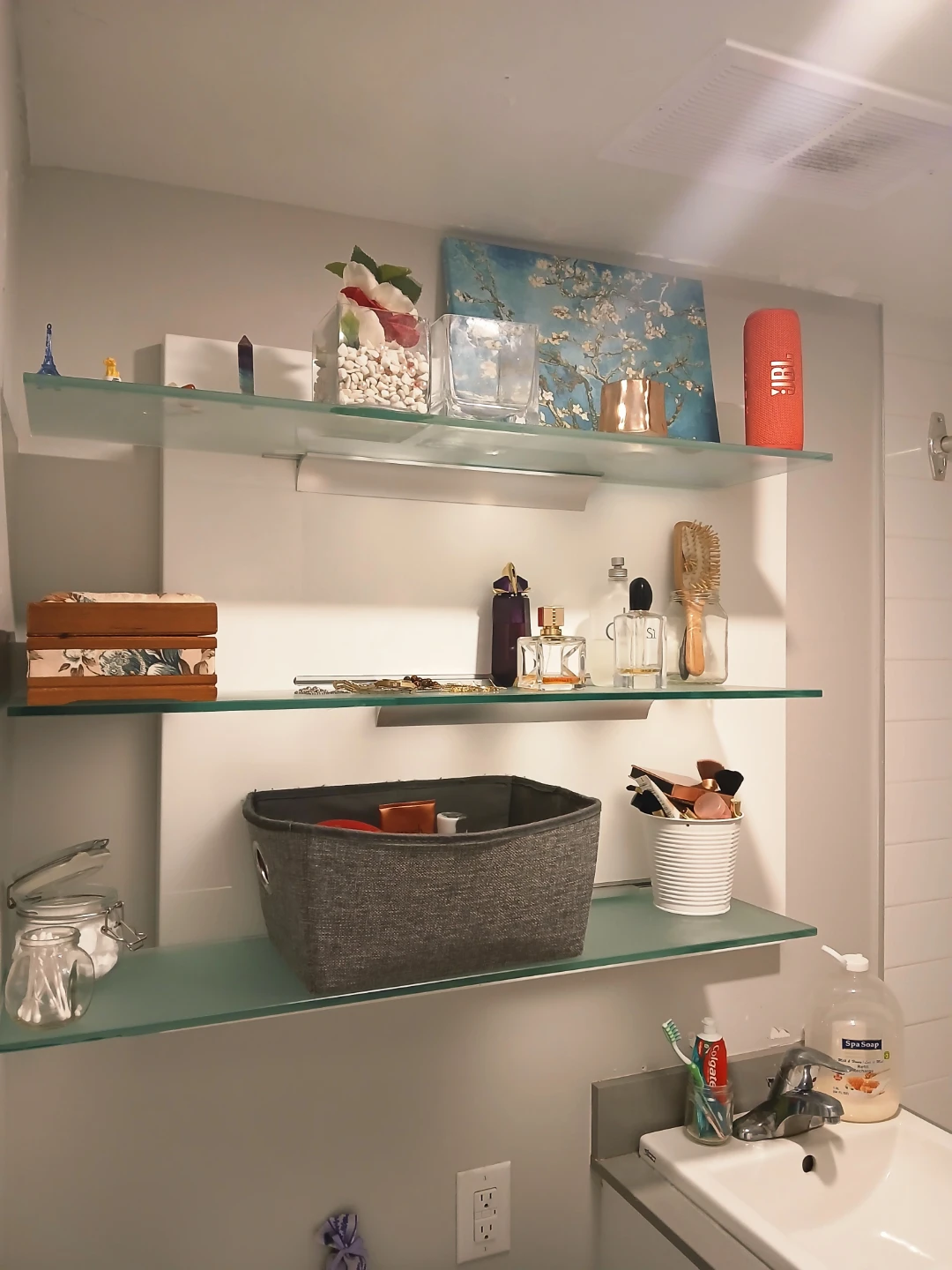 3-Tier Wall-Mounted Floating Shelf - MUST GO THIS WEEK ⚡ - photo 2