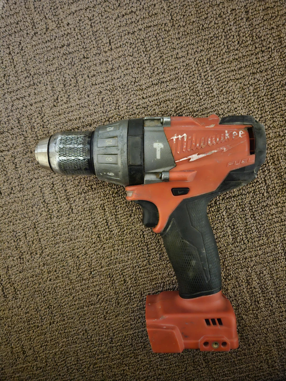 Milwaukee M18 FUEL Drill & Impact Driver Set with Charger - photo 3
