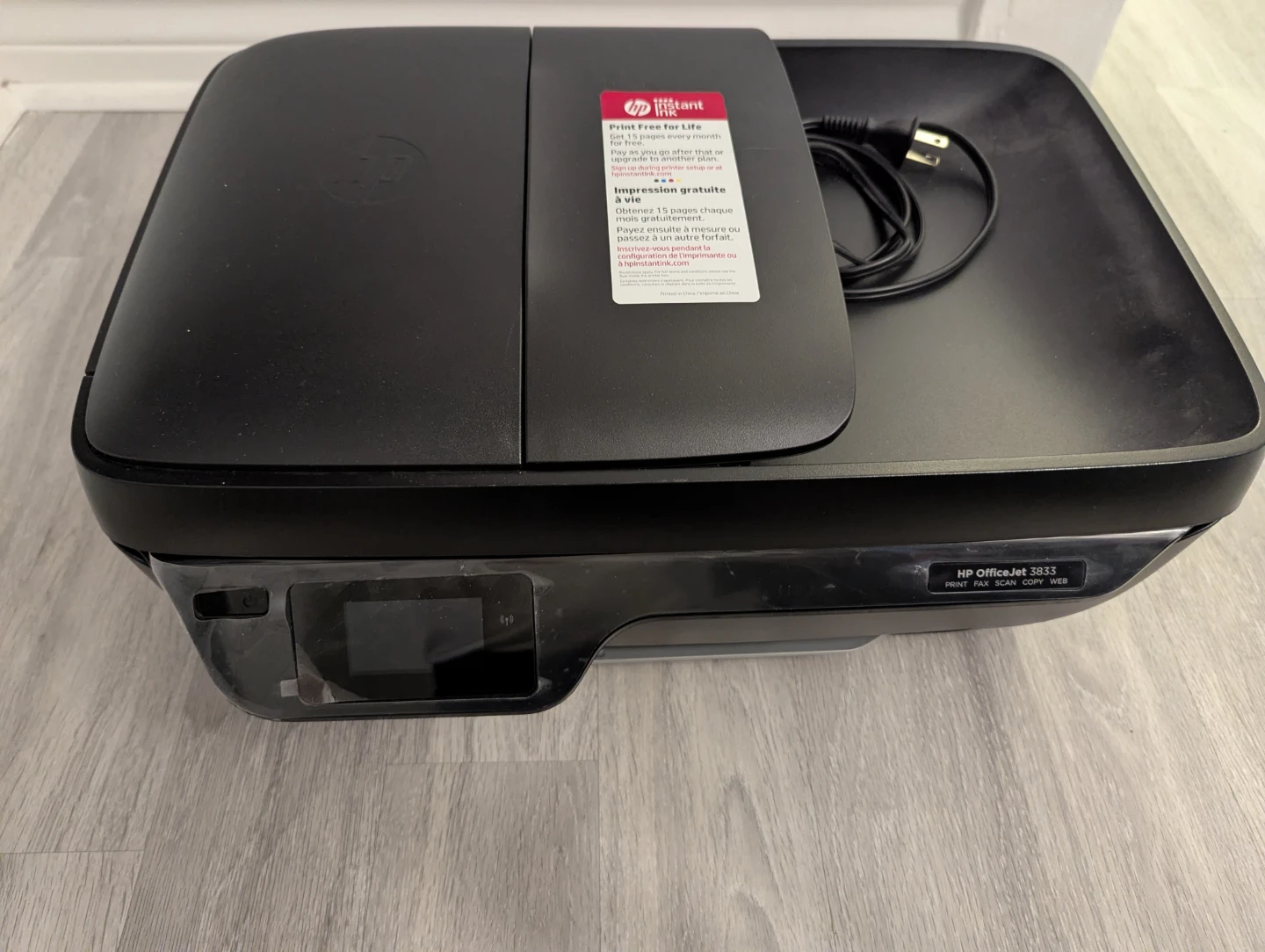 HP OfficeJet 3833 All-in-One Printer