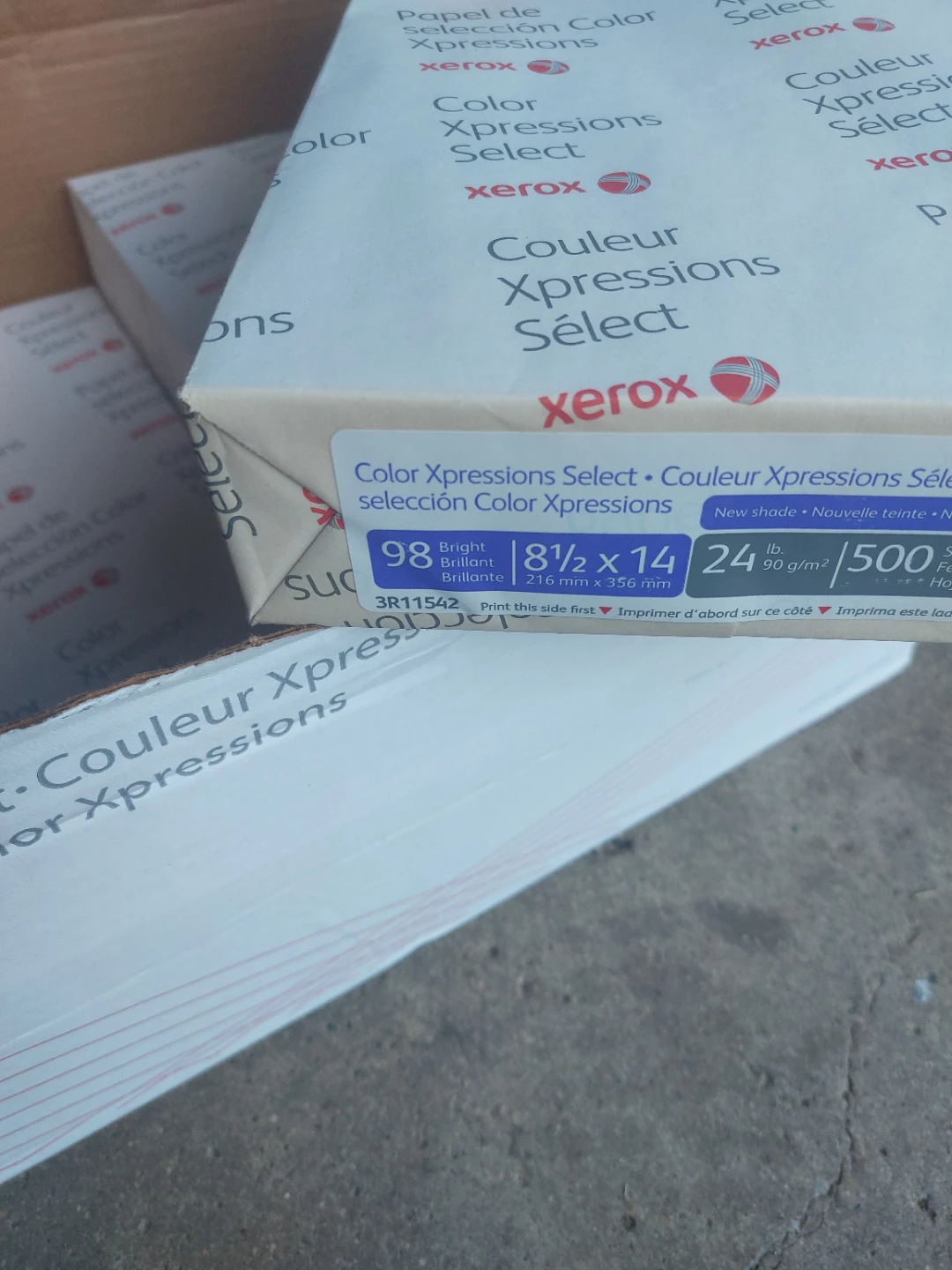 Xerox legal size copier/printer paper 81/2 x 14 - NEW