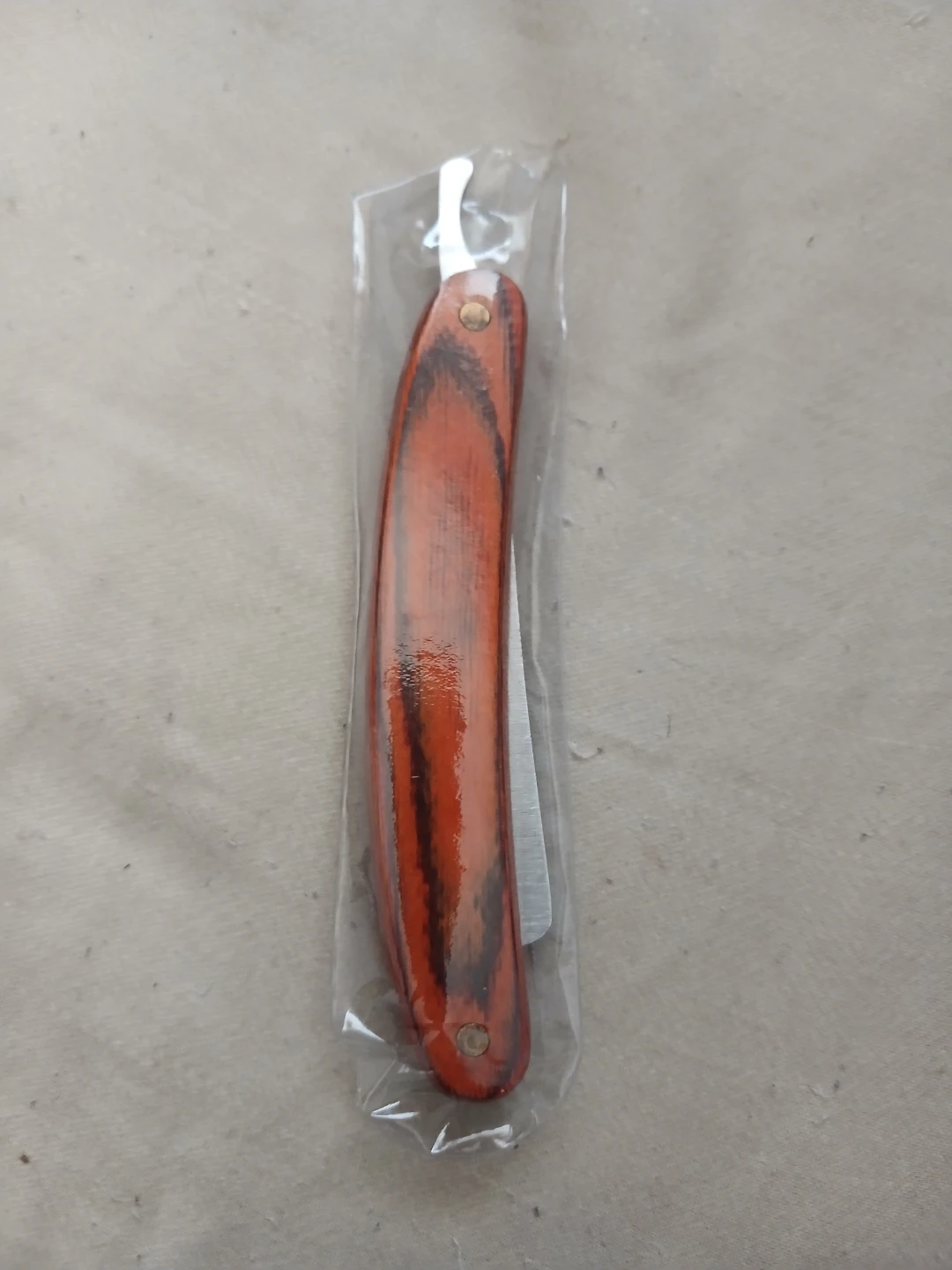 Straight Razor With Wooden Handle & Stainless Steel Blade - photo 2