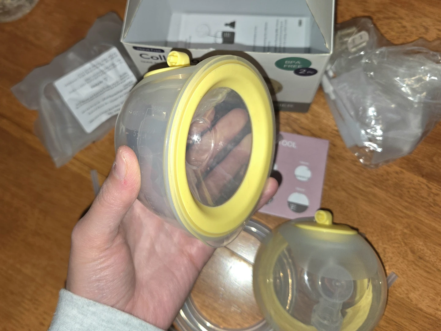 PumpMom Hand-Free Collection Cups Set - photo 4