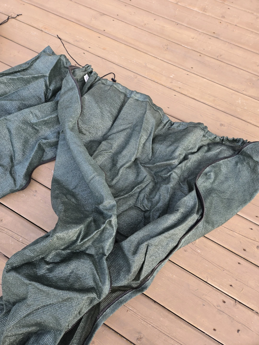 Green Mesh Garden Plant Covers (Set of 3) - photo 2