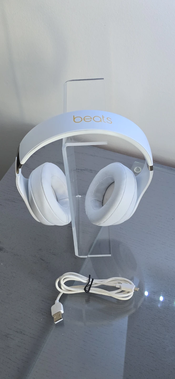 Beats by Dre Studio3 Wireless Headphones