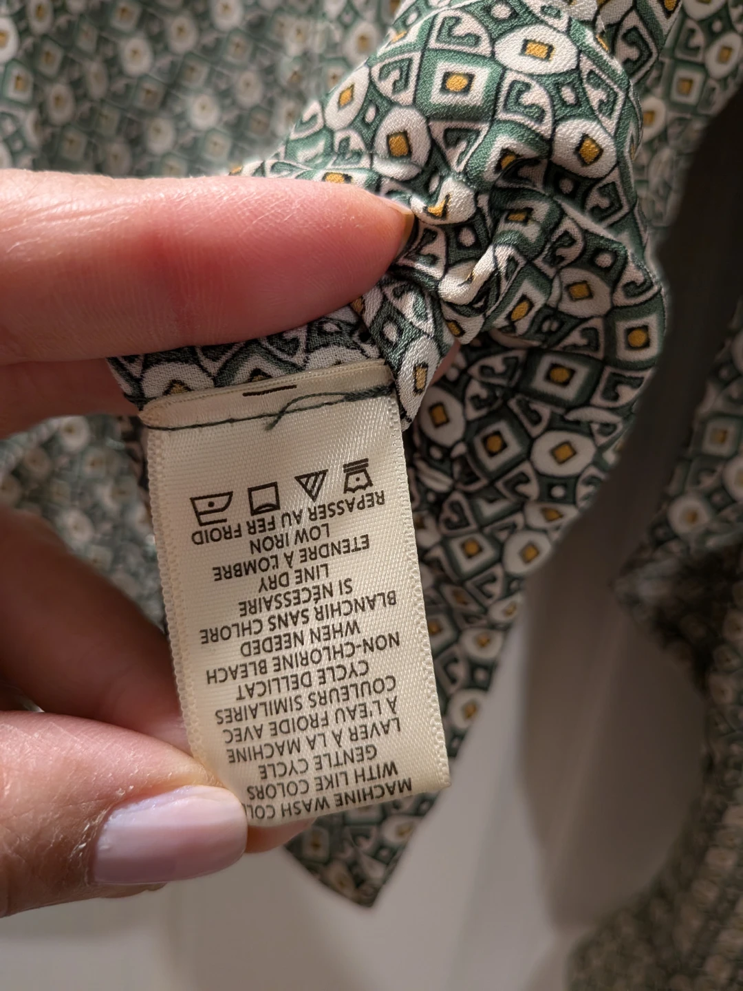 Max Studio Women's Green Geometric Print Blouse - Size S - photo 4