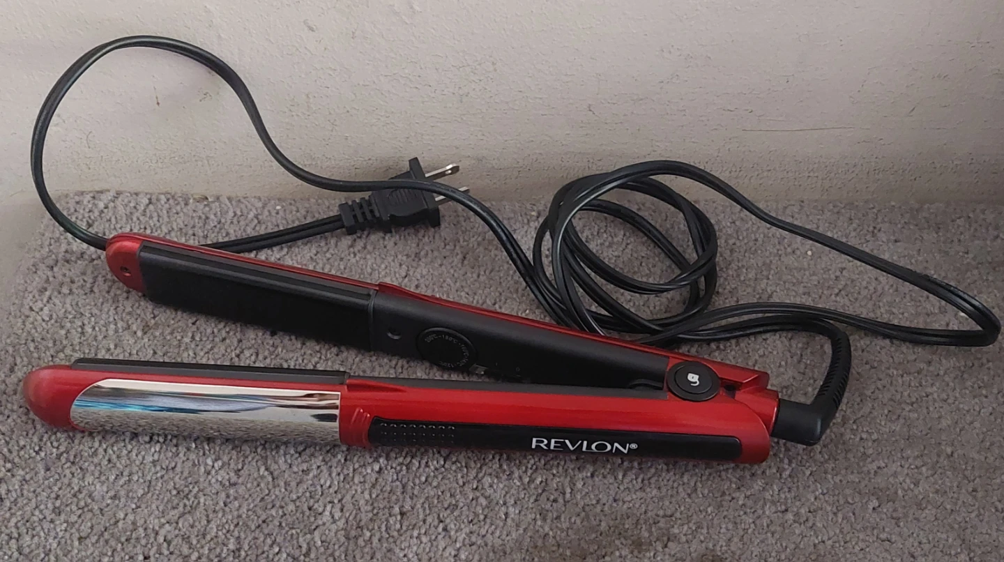 BaBylissPRO Hair Dryer & Revlon Hair Straightener - photo 3