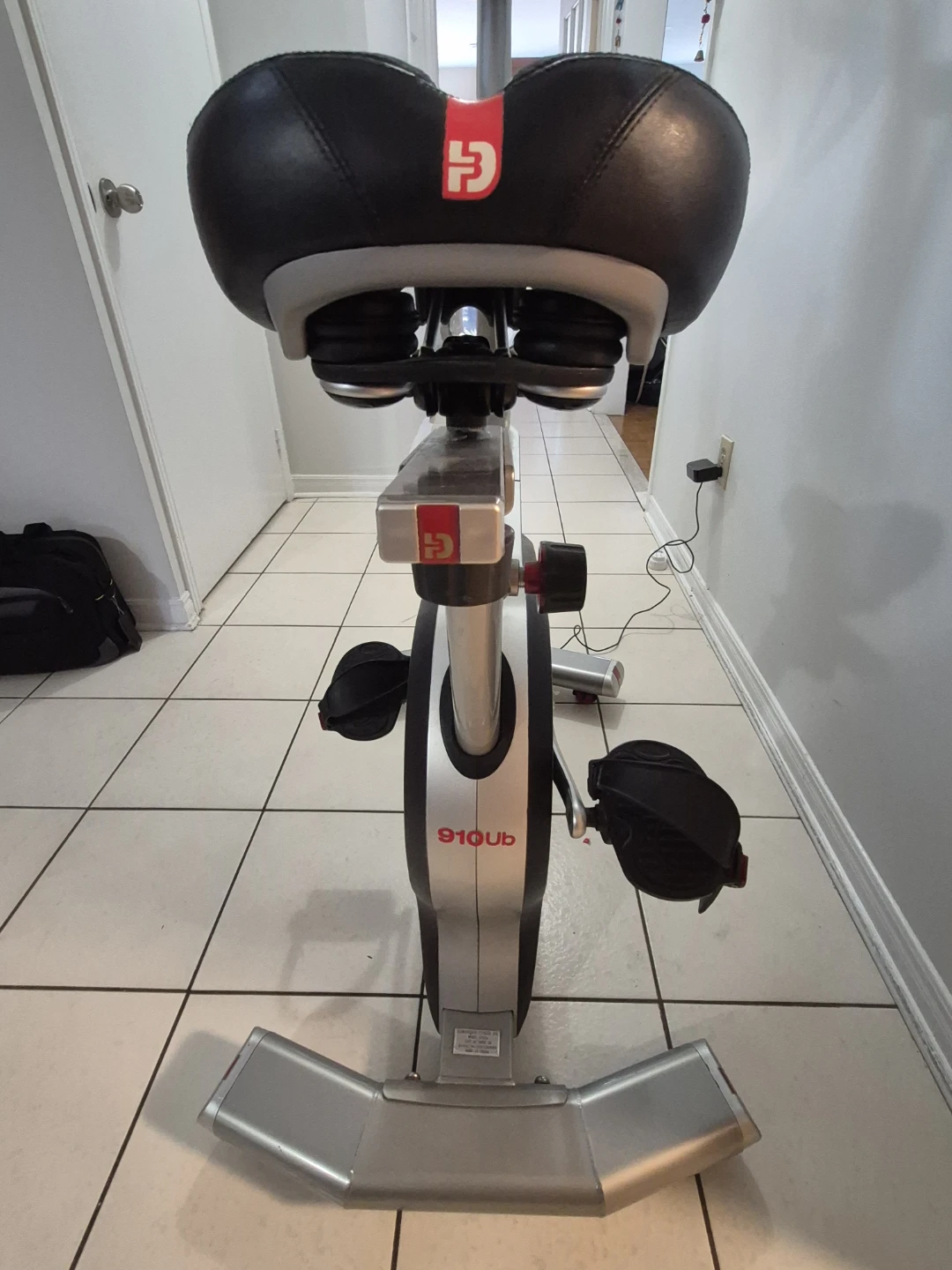 Diamondback 910Ub Fitness Bike - photo 3