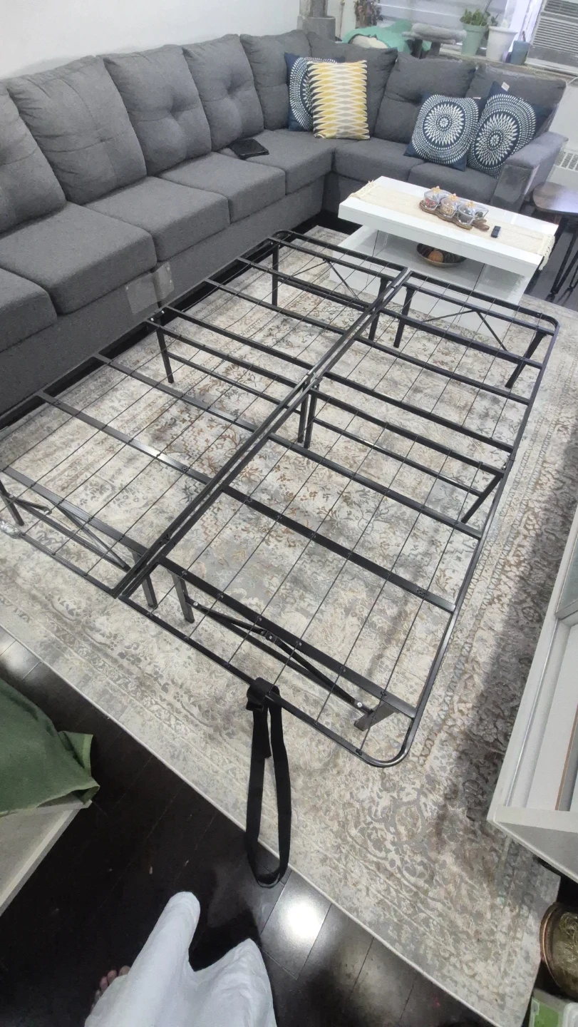 Queen Metal Bed Frame 2pc - photo 2
