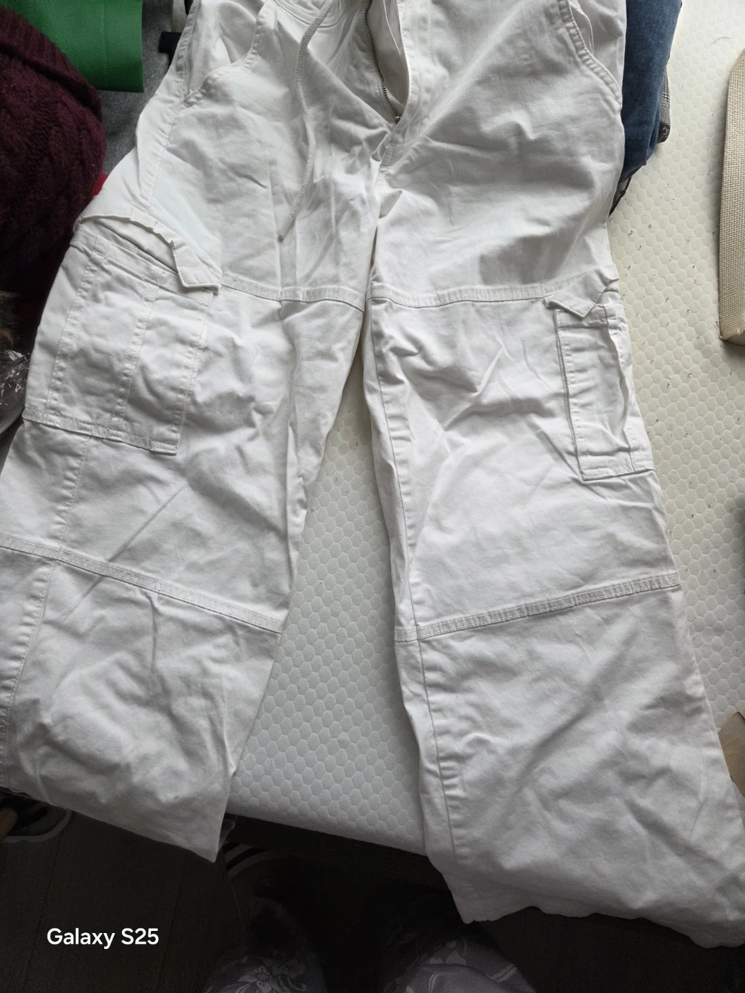 Forever 21 White Cargo Pants - photo 2