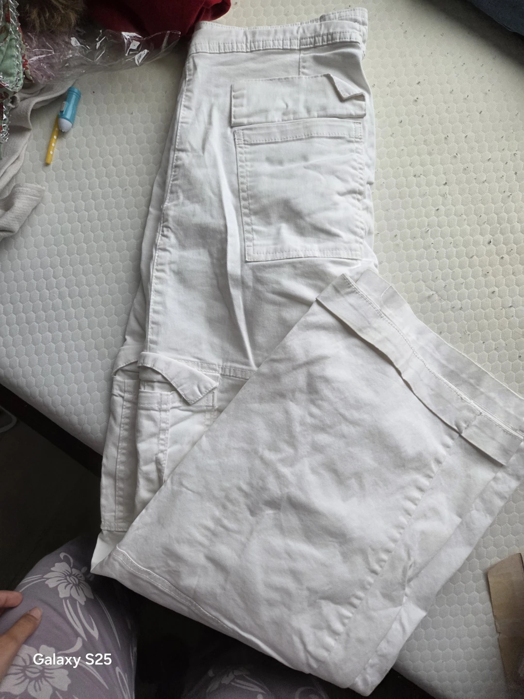 Forever 21 White Cargo Pants - photo 5