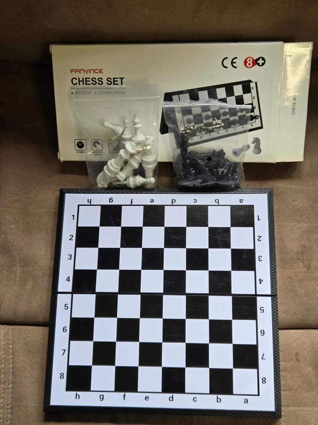 FANVINCE Magnetic Folding Chess Set - photo 3
