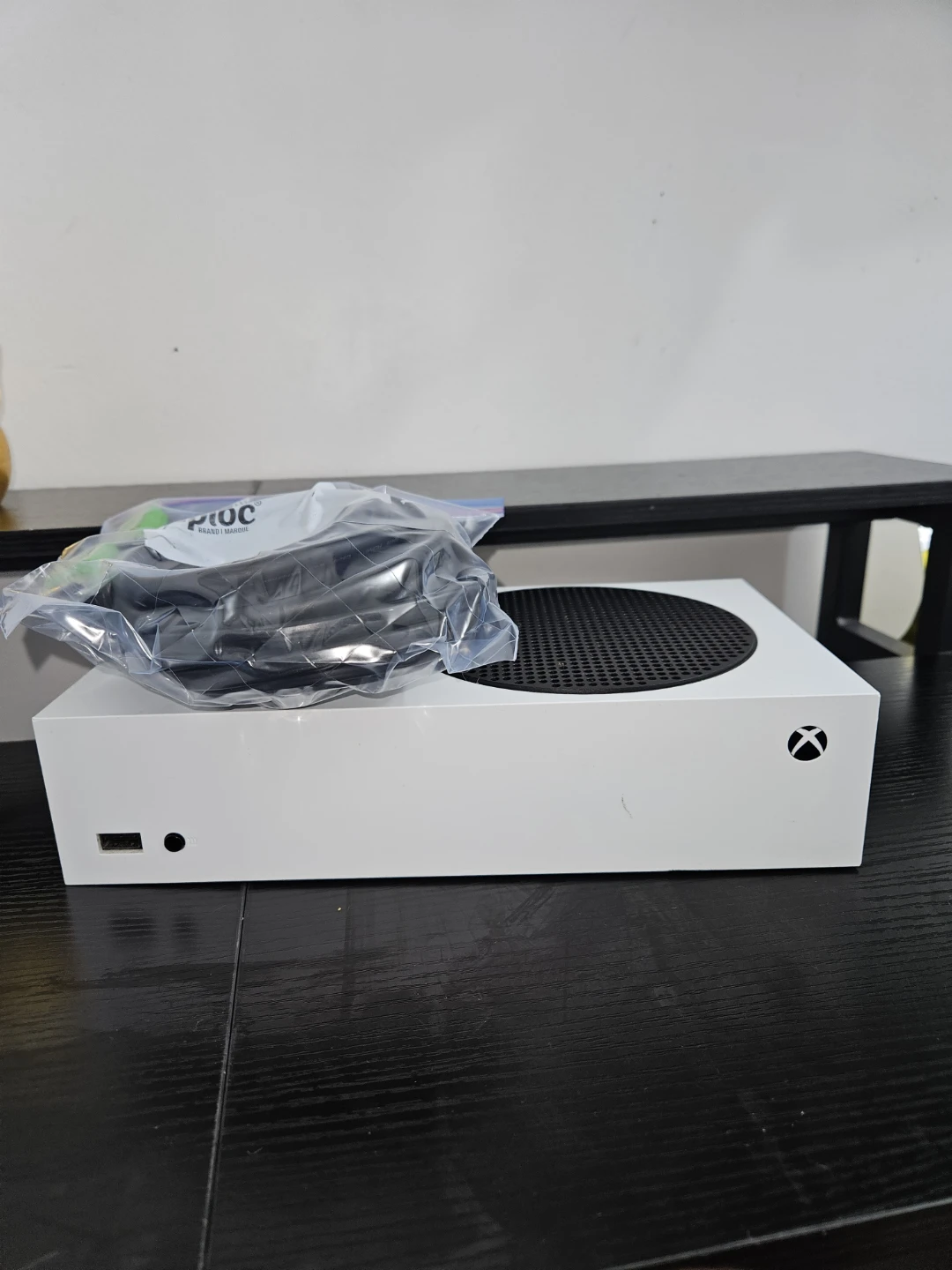 Xbox Series S/Monitor - photo 2