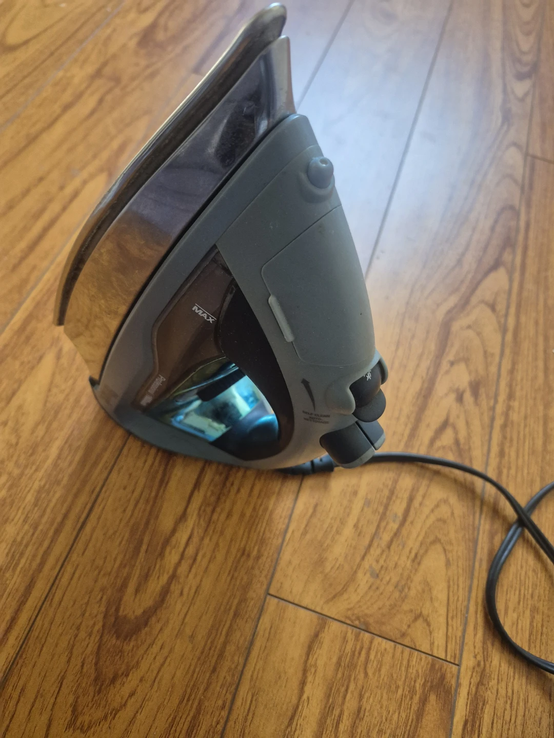 Shark Professional Steam Iron 1600 Watts - photo 2