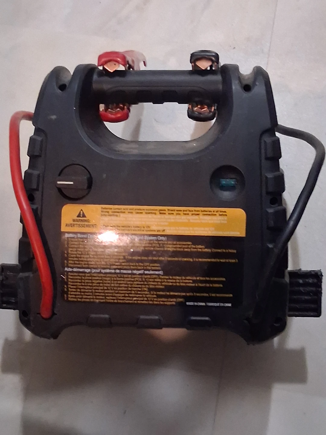 Auto-Life 300A Jump Starter - photo 3
