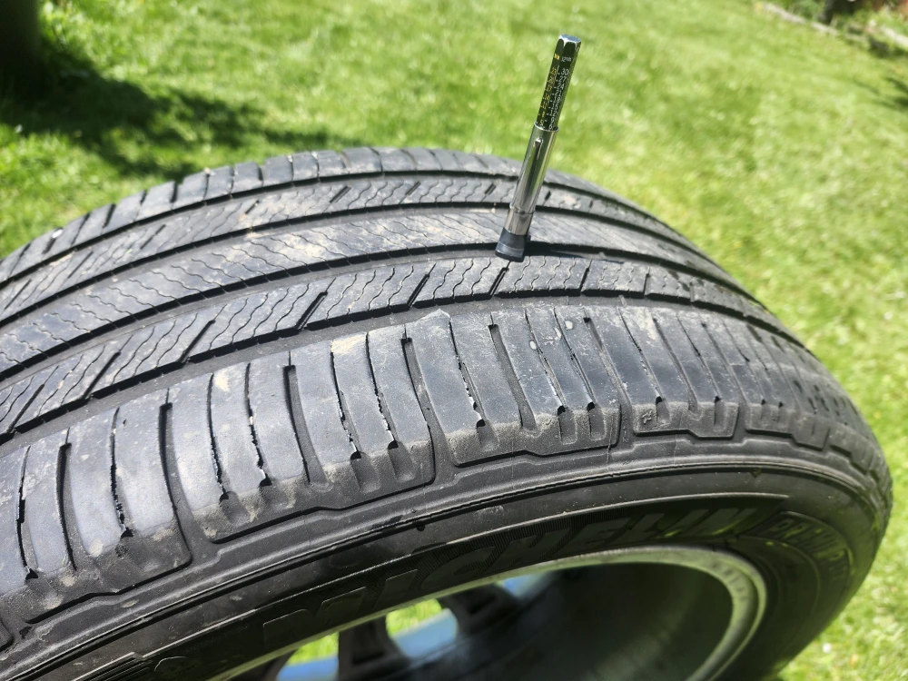 Michelin Premier LTX Tires with Mazda Rims Set of 4 - photo 5