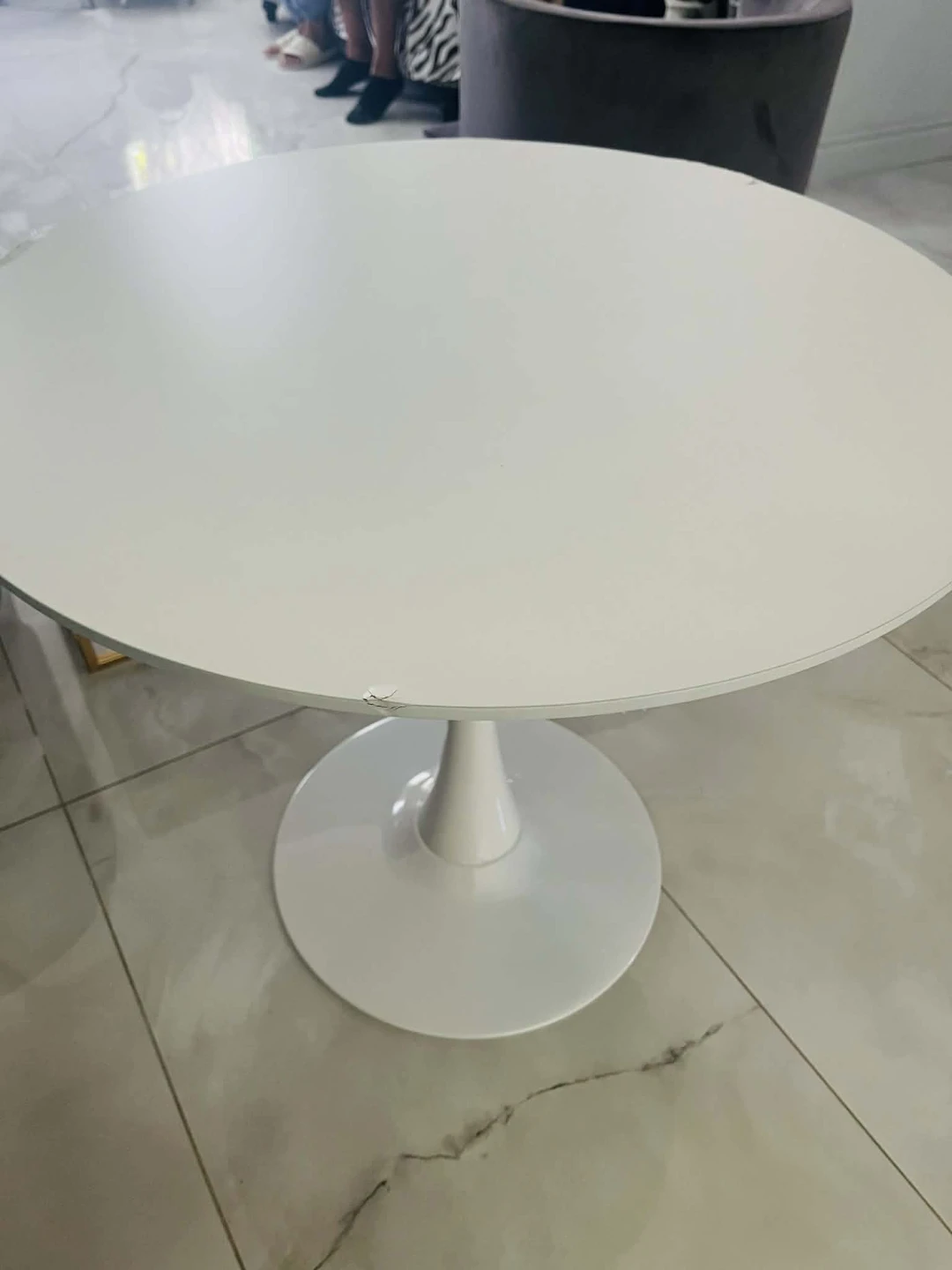 White Tulip Style Round Dining Table - photo 2