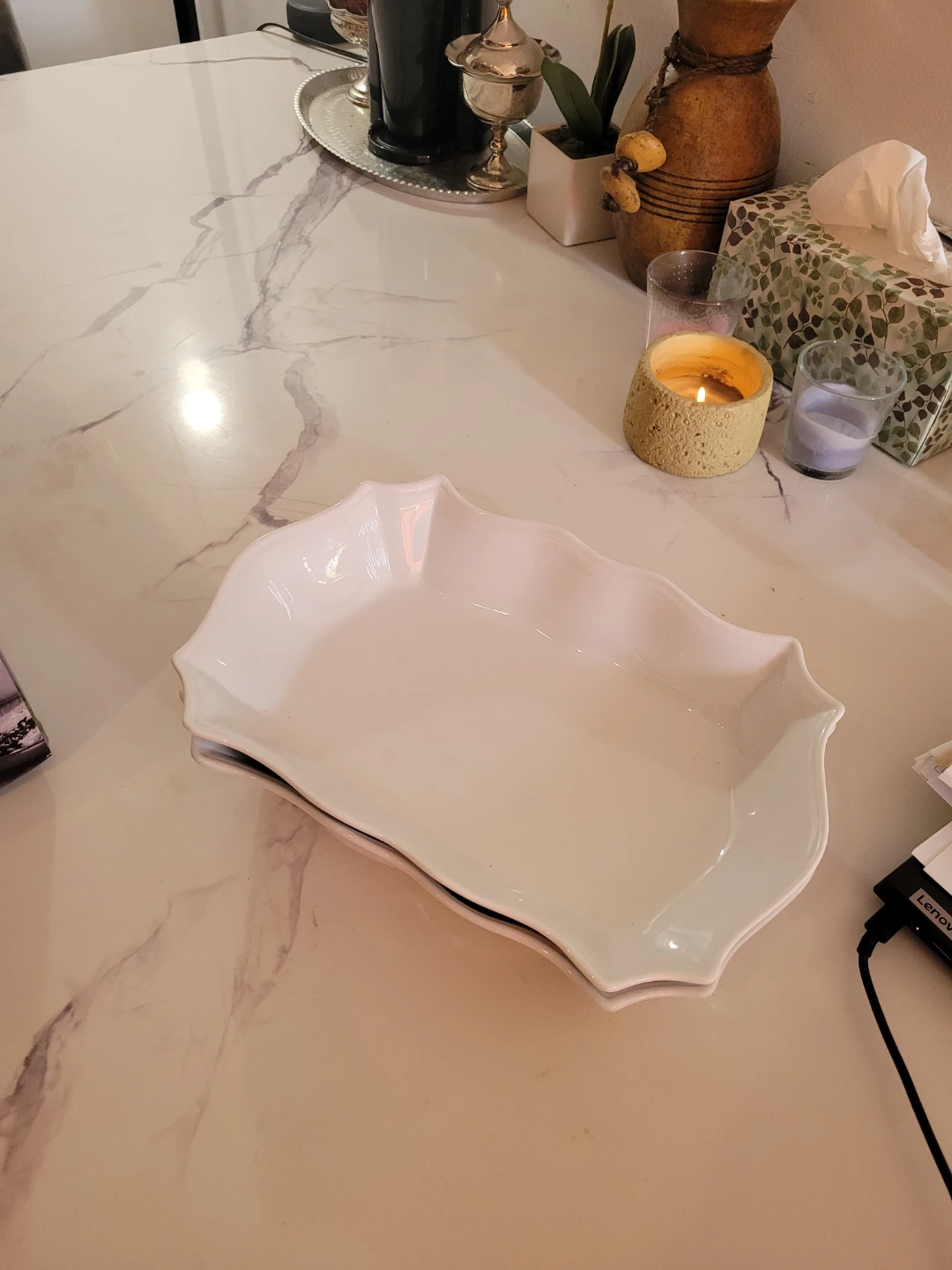Set of 2 White Serving Platters - photo 3