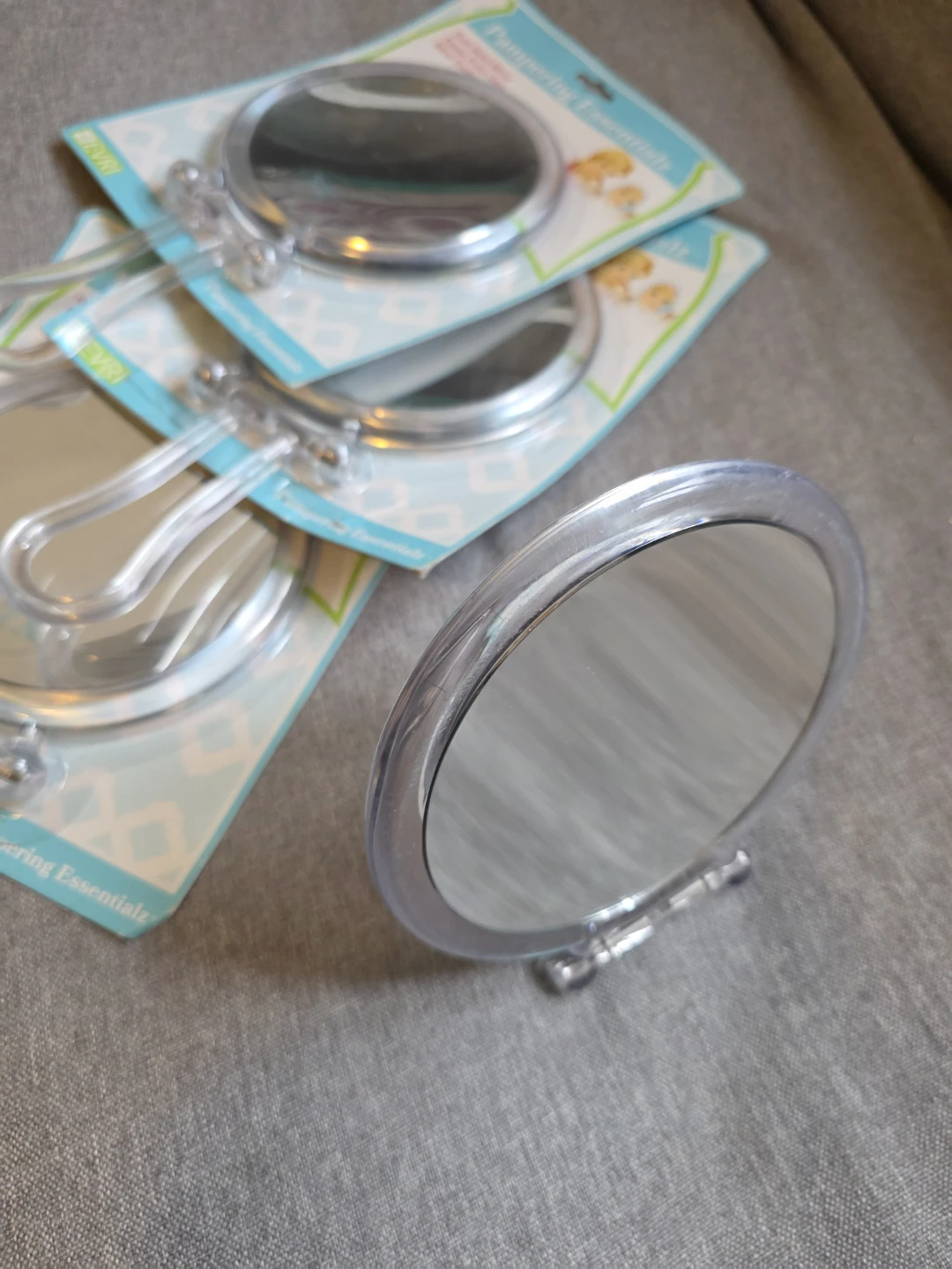 4 Dual-Sided Magnifying Mirrors - photo 2