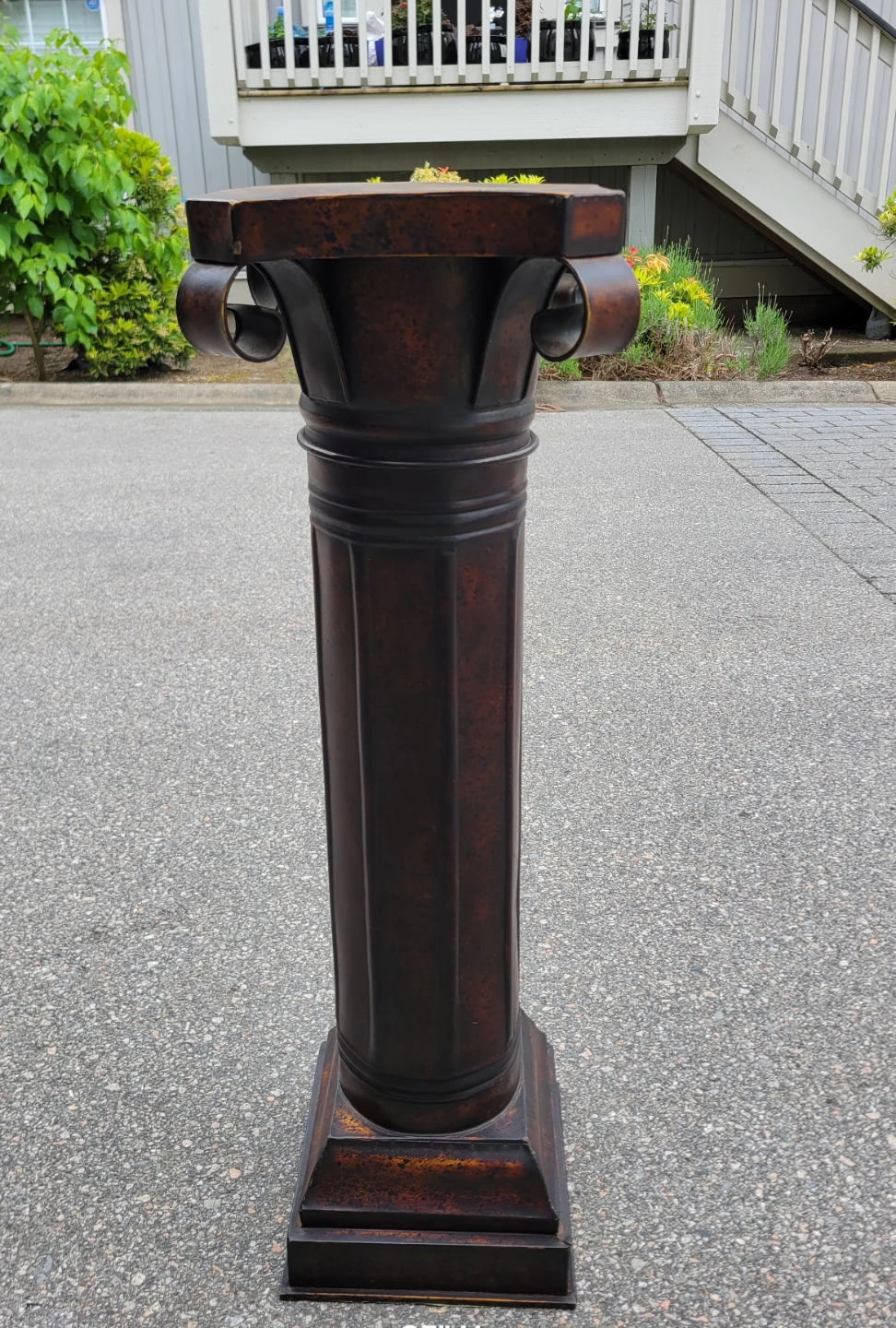 35" Vintage Neoclassical Metal Pedestal Stand / Plant Stand. - photo 2