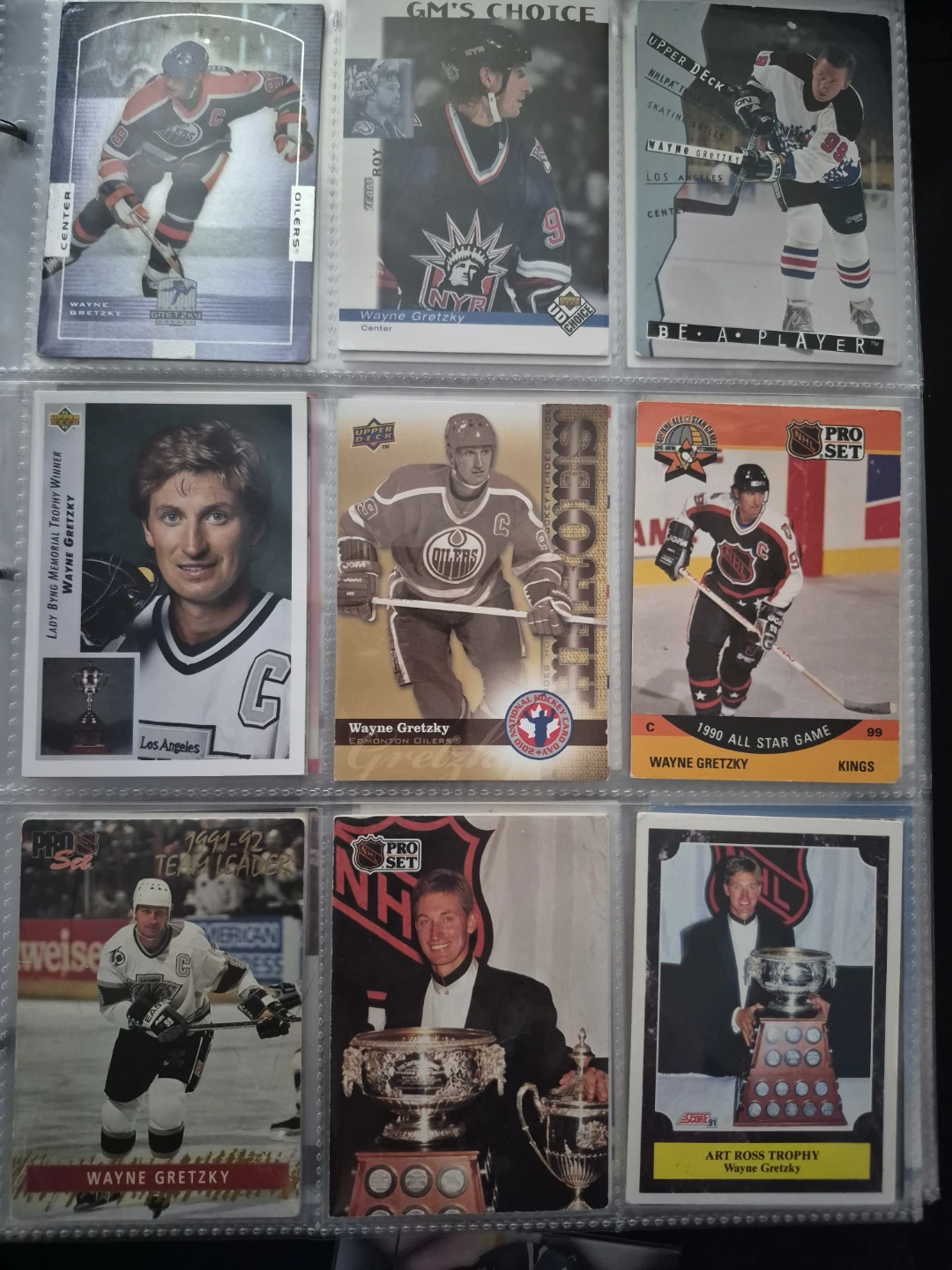 Collection of Wayne Gretzky Hockey Cards