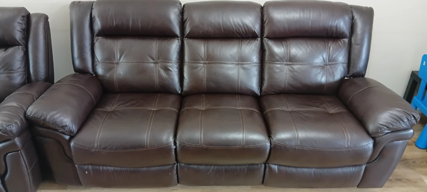 BRAND NEW Leon's Dark Brown Faux Leather 6 seater Recliner set - photo 2