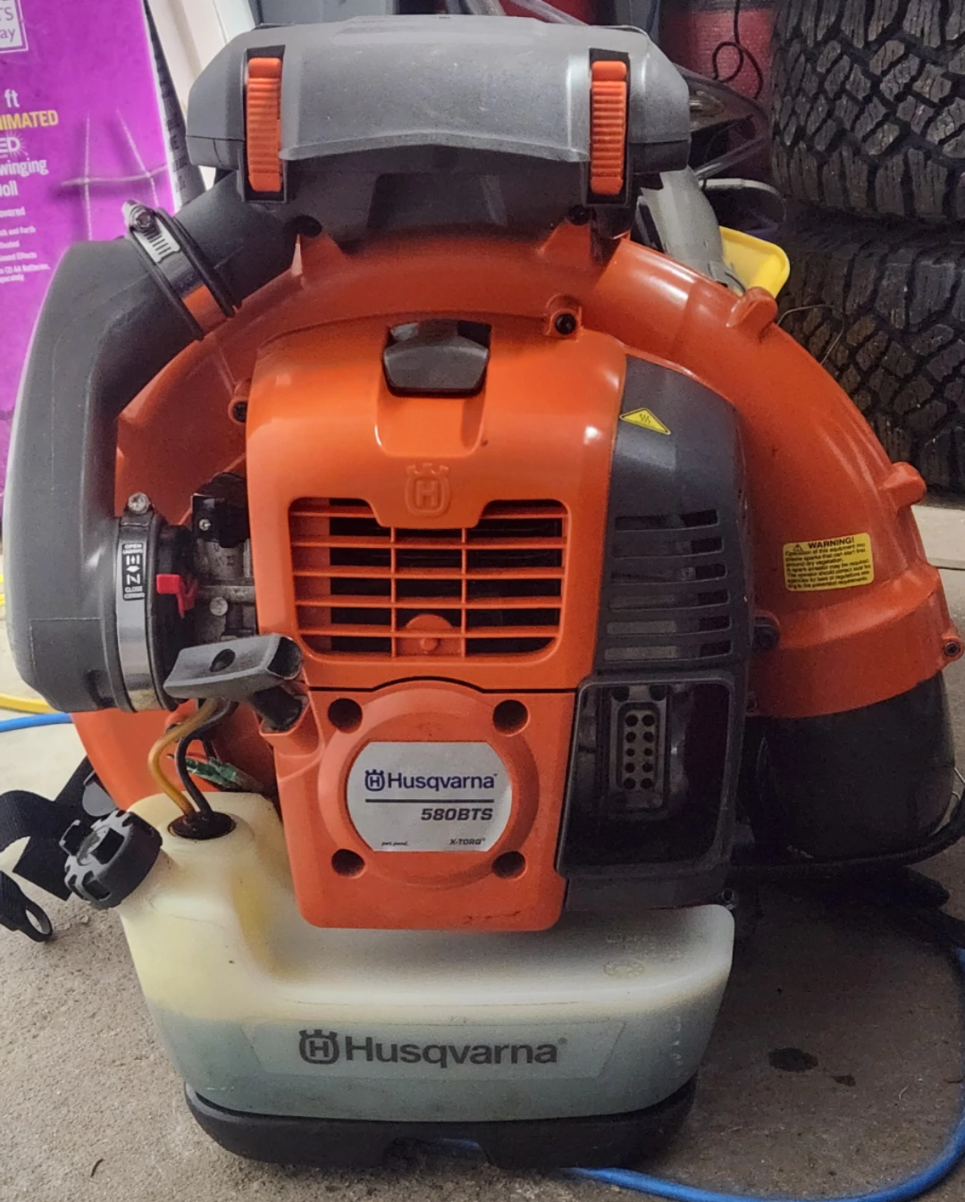 Husqvarna Gas Leaf Blower