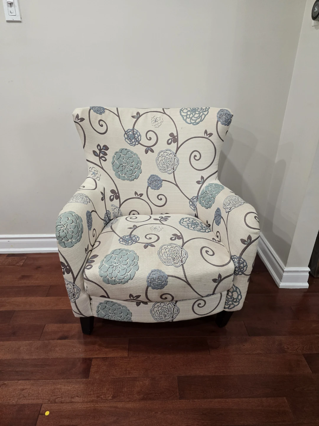Accent Armchair - photo 5