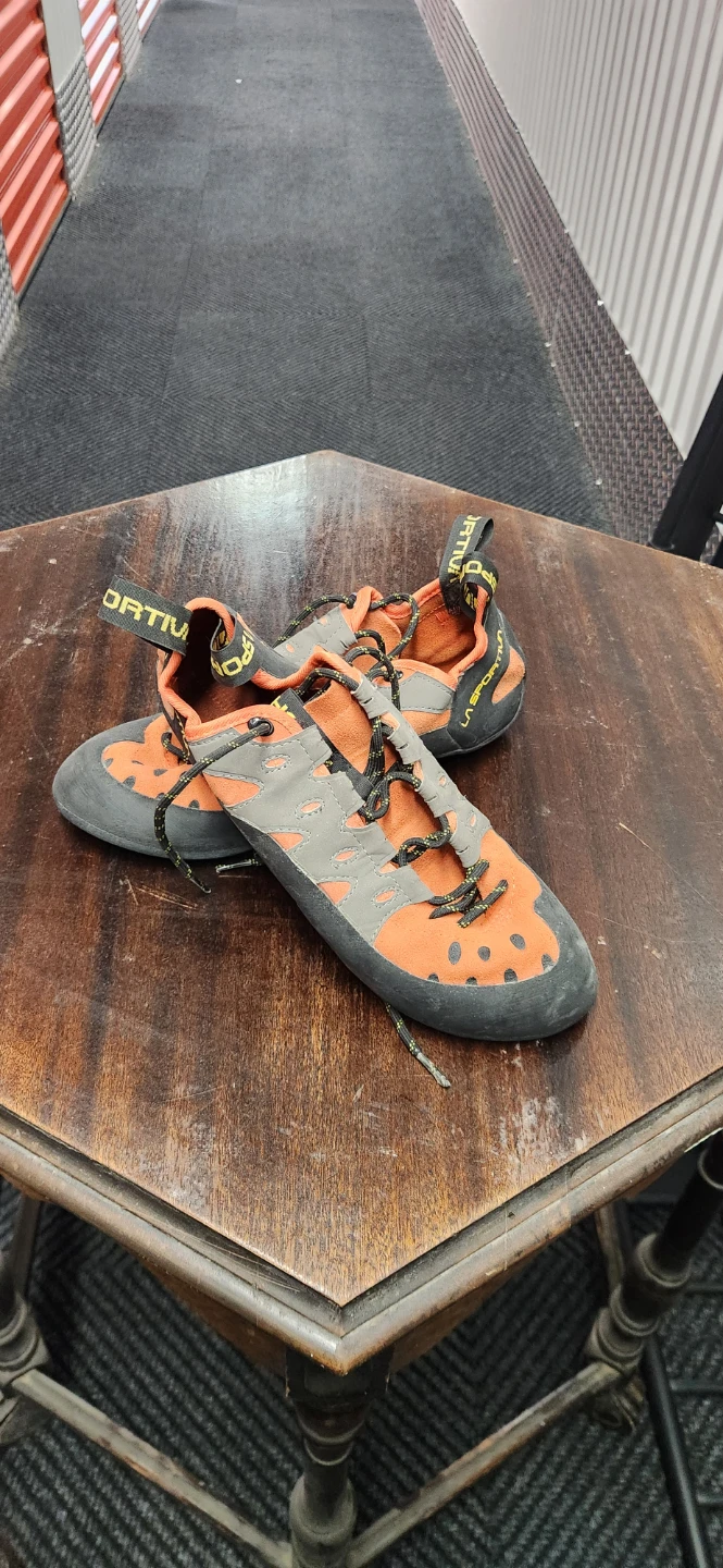 La Sportiva Tarantulace Climbing Shoes - Size 10 - photo 3