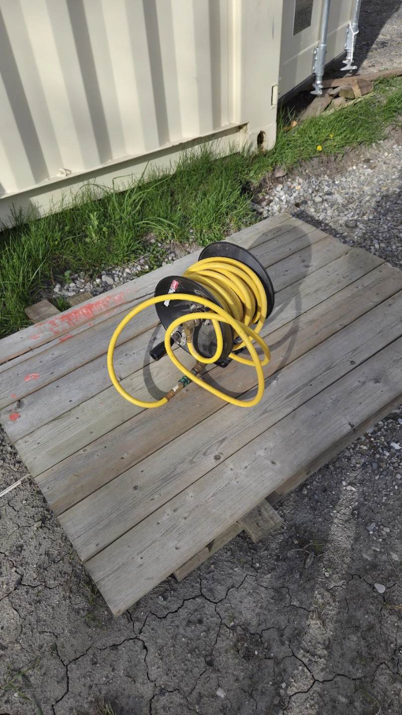 Power-Flow Air Hose Reel with Yellow Hose - photo 3