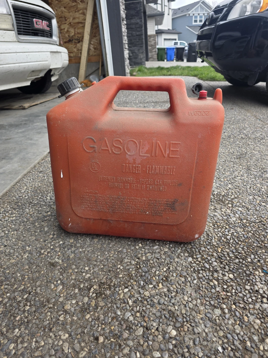 Wedco "Essence" Gasoline Can - photo 3