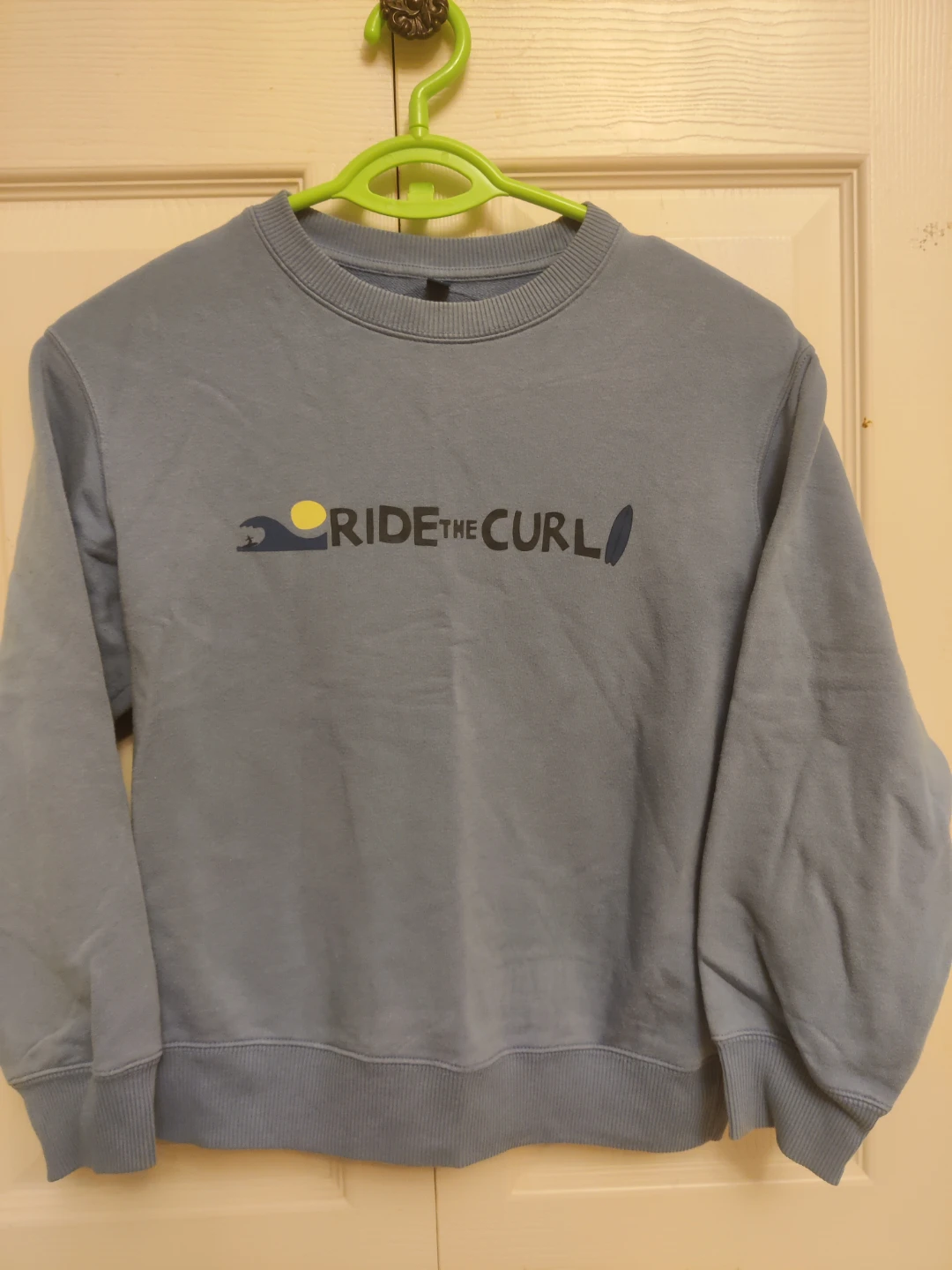 Uniqlo Ride the Curl Crewneck Sweatshirt (no2)
