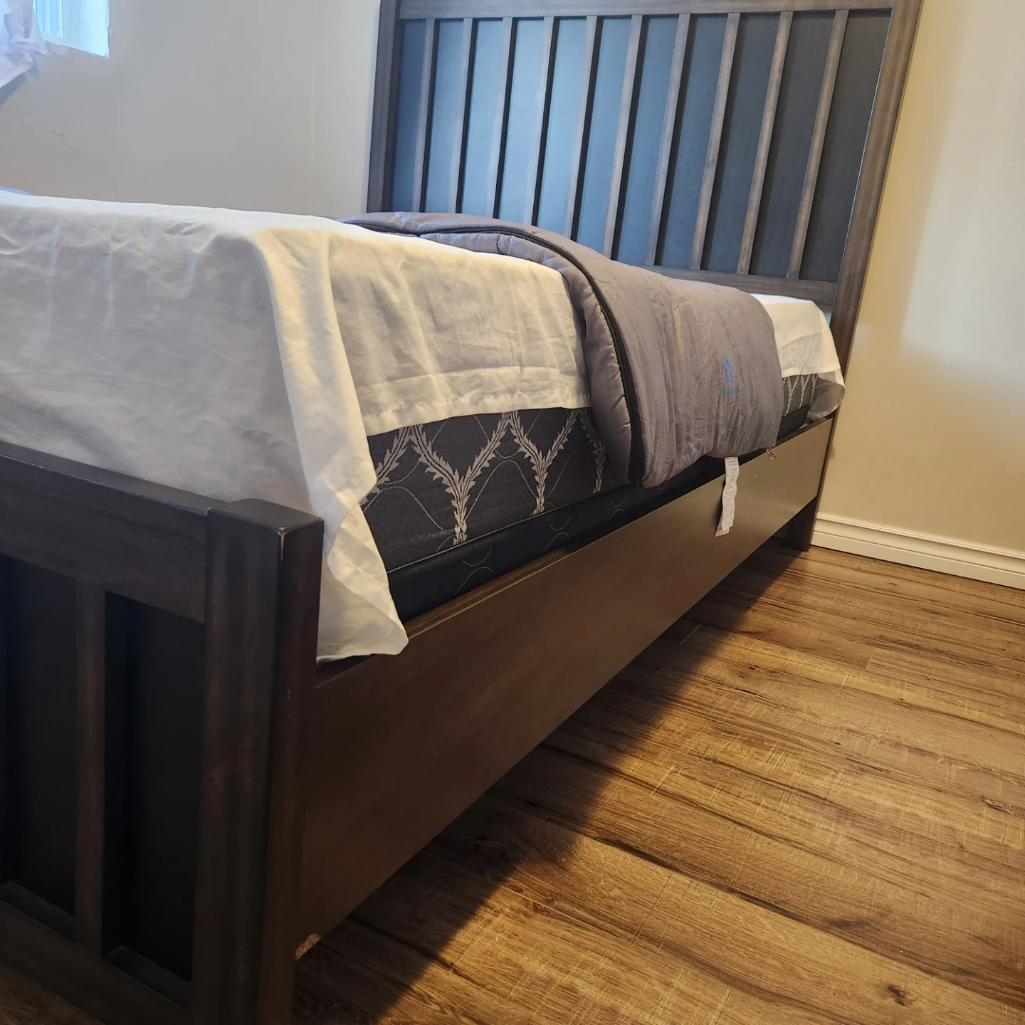 Wooden Queen Bed Frame, Box String with Dark Wood Headboard - photo 4