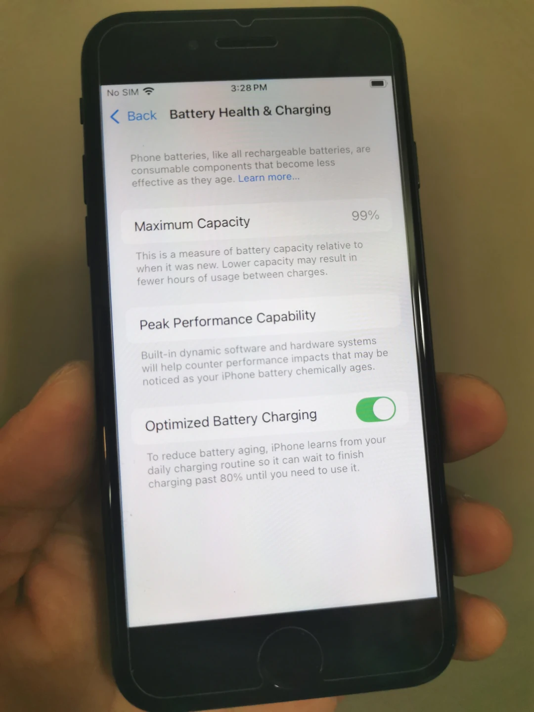 iPhone SE 3 64G Midnight (Locked to Bell Virgin Lucky) - photo 4