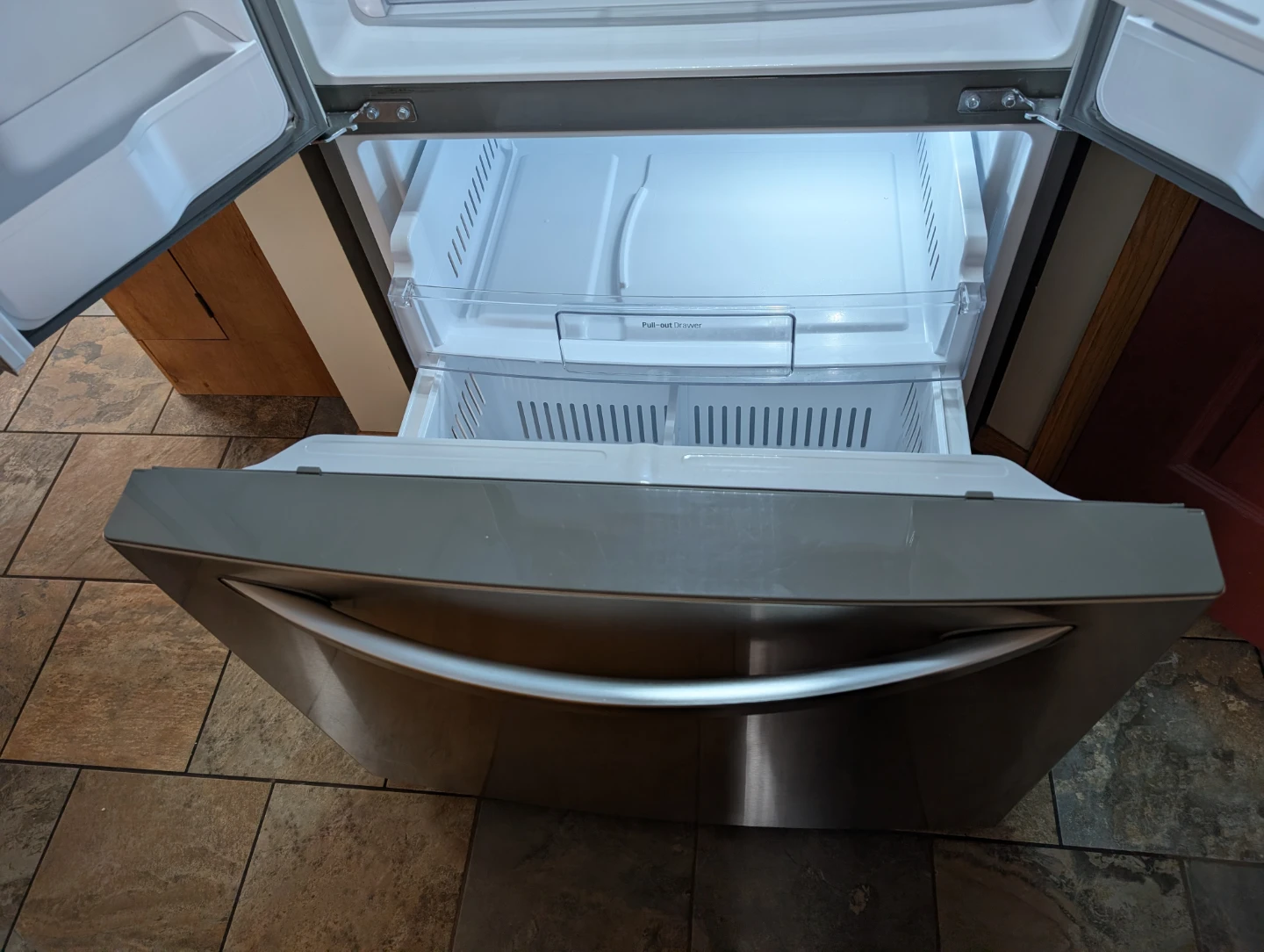 LG French Door Refrigerator LFC24786ST - photo 3