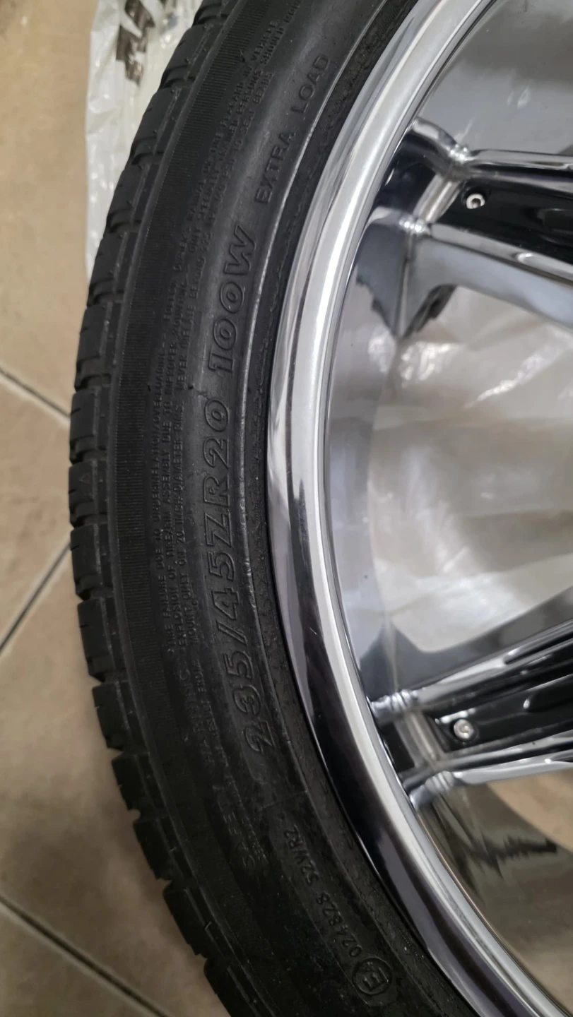 Helo 235/45ZR20 100W Comfort AS Tires with Chrome Rims - photo 3