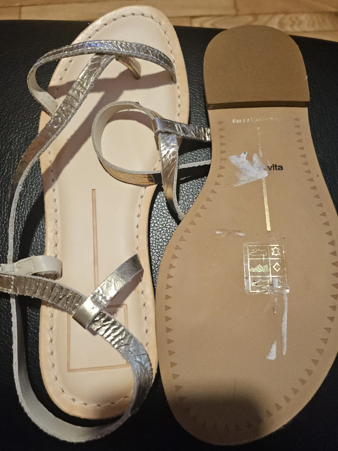 Dolce Vita Gold Metallic Strappy Flat Sandals Size 6.5 - photo 4