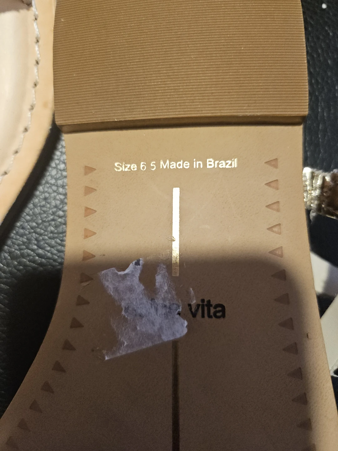 Dolce Vita Gold Metallic Strappy Flat Sandals Size 6.5 - photo 5