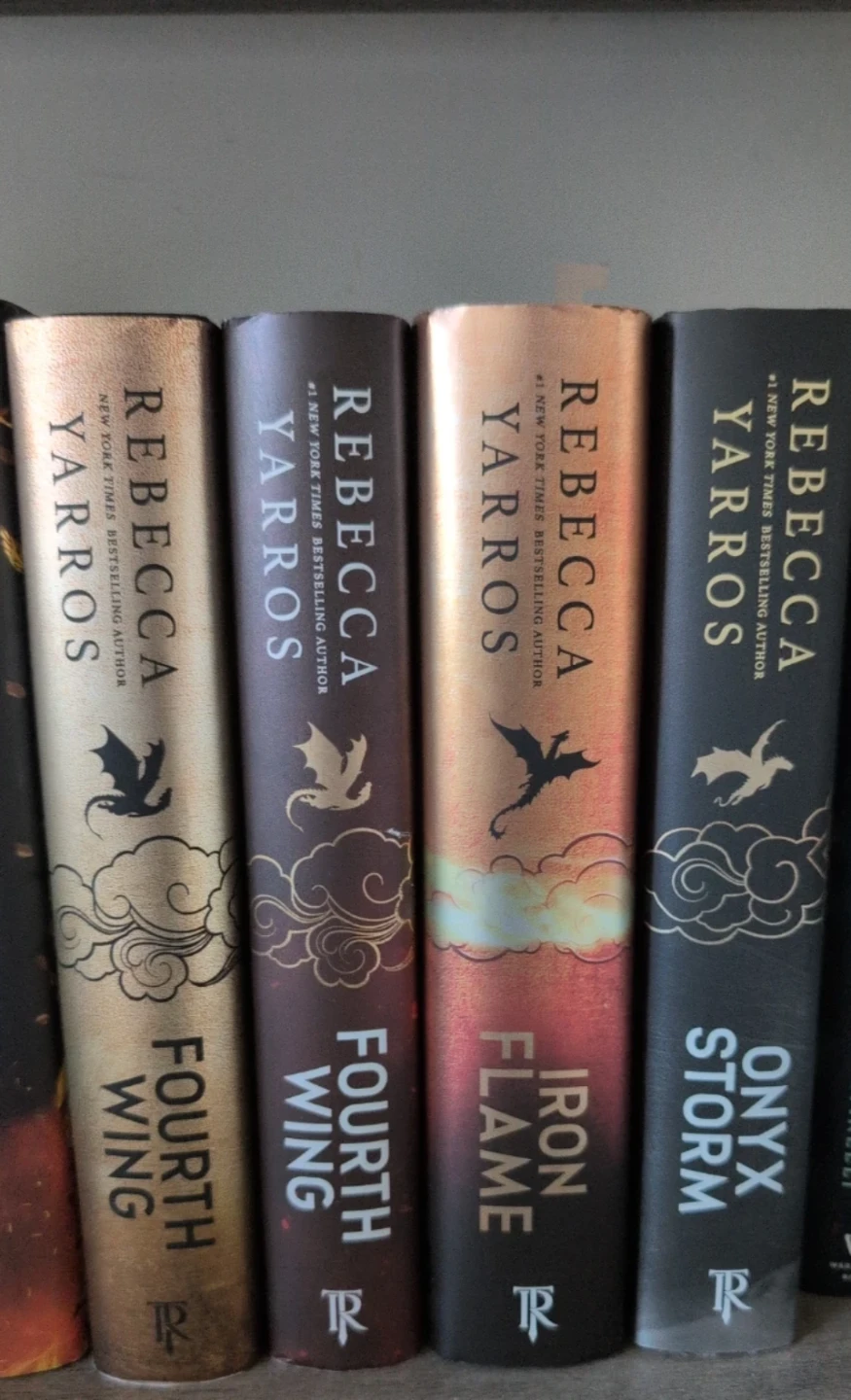 Rebecca Yarros Fourth Wing, Iron Flame, Onyx Storm Books