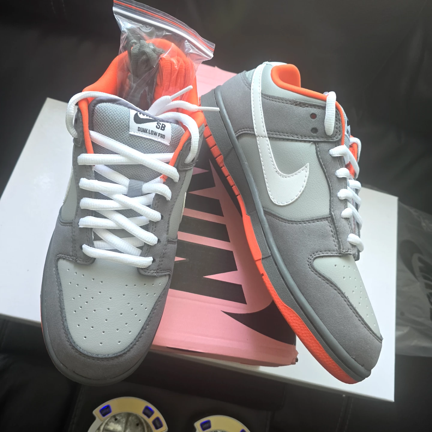 Brand new Nike Dunks NYC Pigeon special sneakers sale - photo 5